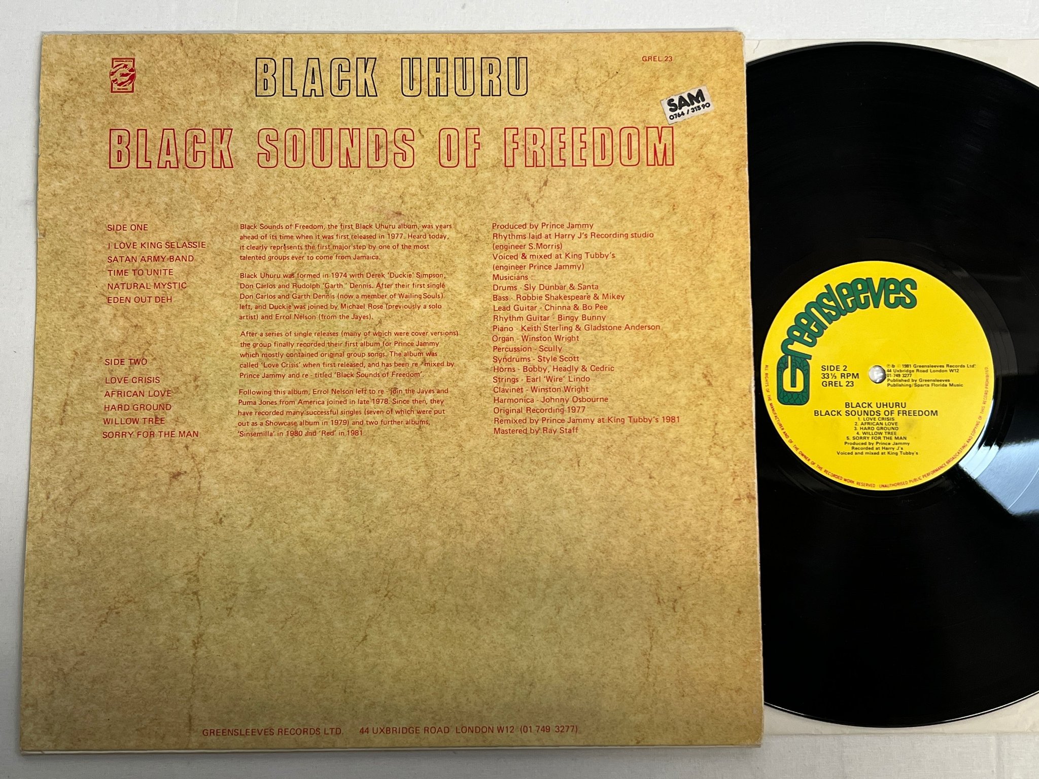Omslagsbild för skivan BLACK UHURU Black Sounds Of Freedom LP -81 UK GREENSLEEVES GREL 23