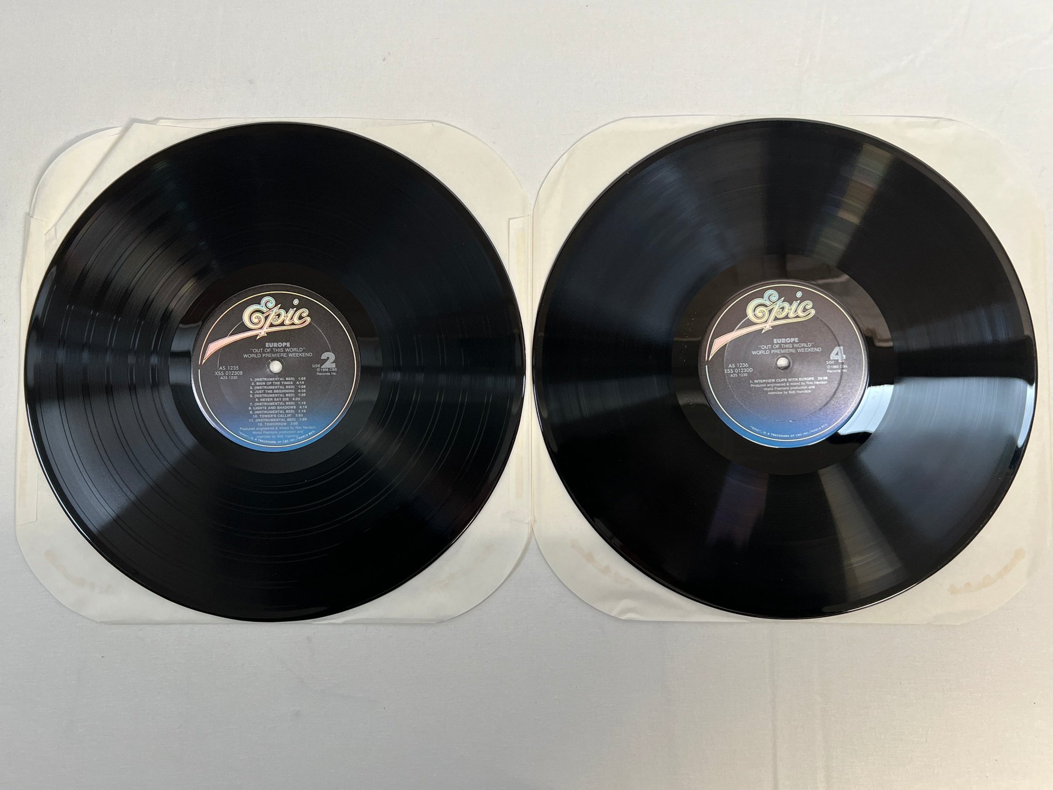 Omslagsbild för skivan EUROPE out of this world 2xLP  -88 US EPIC AS 1235 promo issue