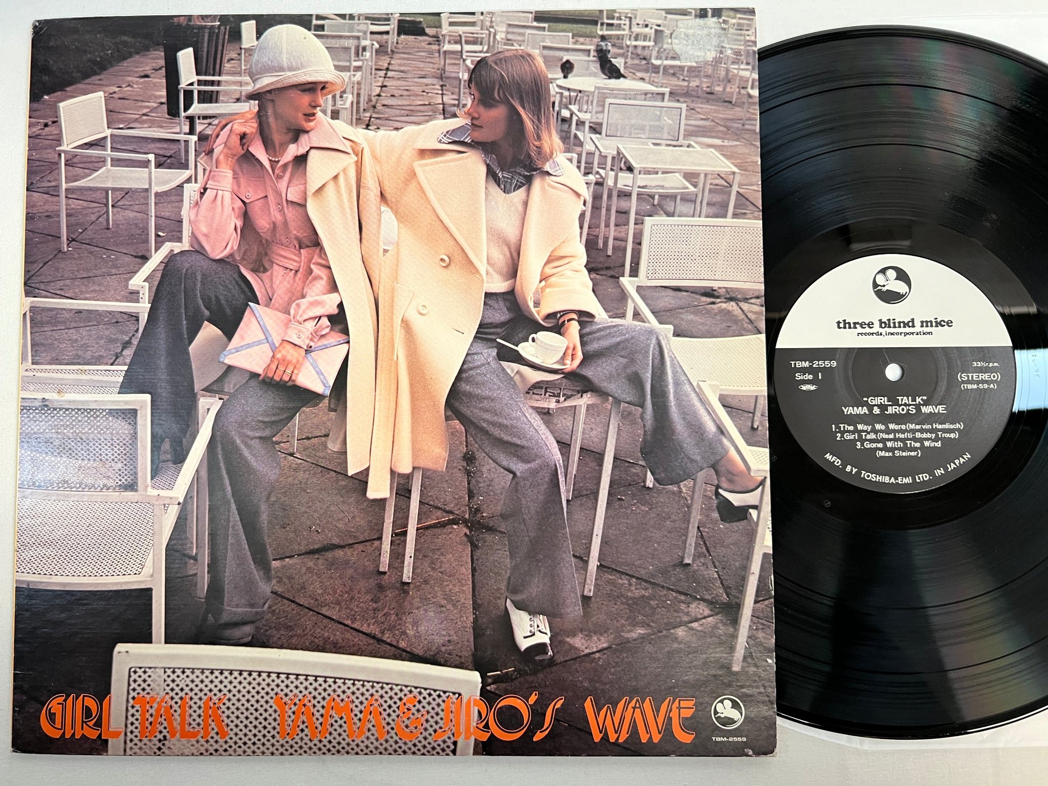 Omslagsbild för skivan YAMA & JIRO'S WAVE girl talk LP -77 Japan THREE BLIND MICE TBM-2559