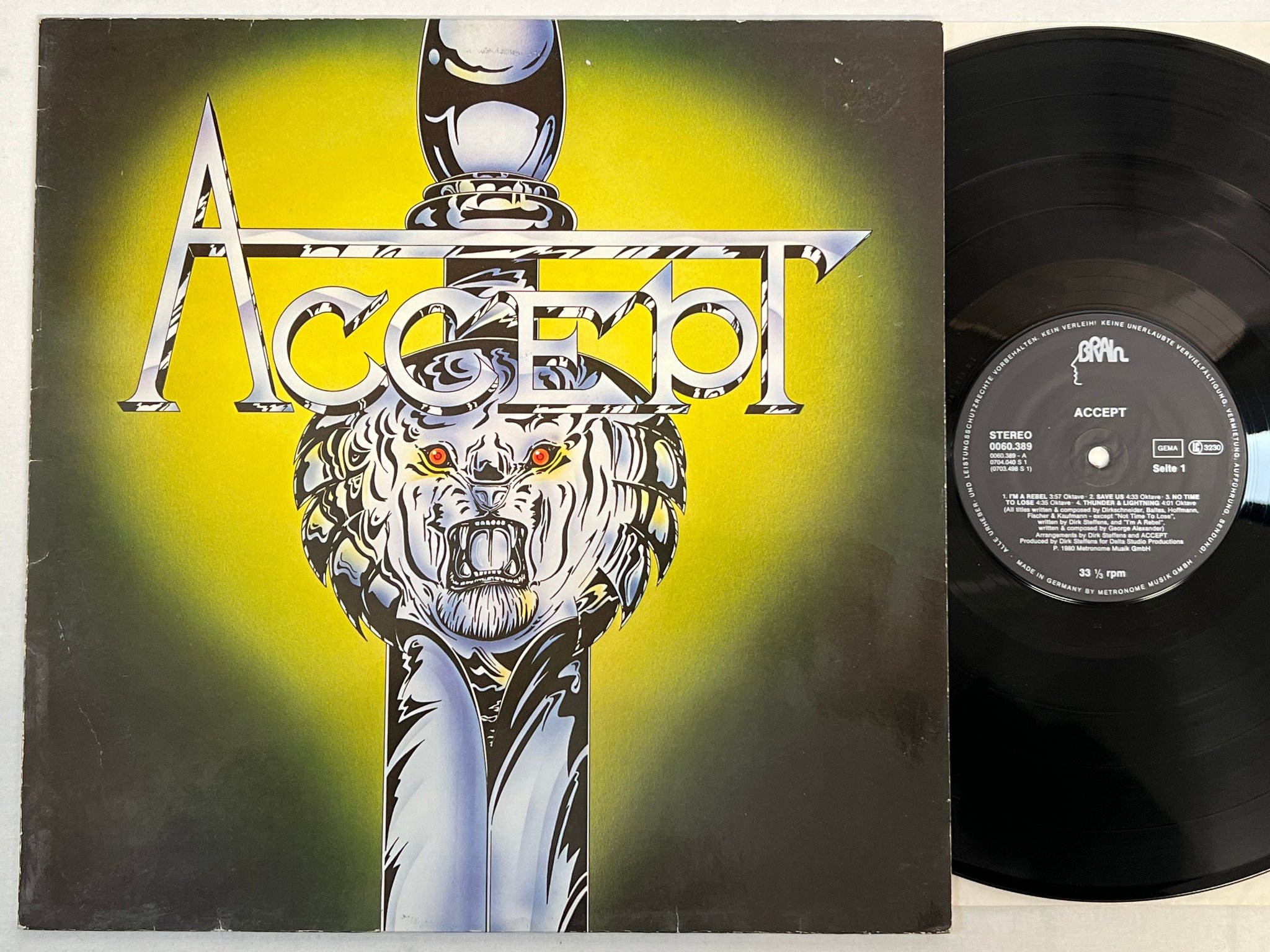 Omslagsbild för skivan ACCEPT s/t LP -80 Ger BRAIN 0060389