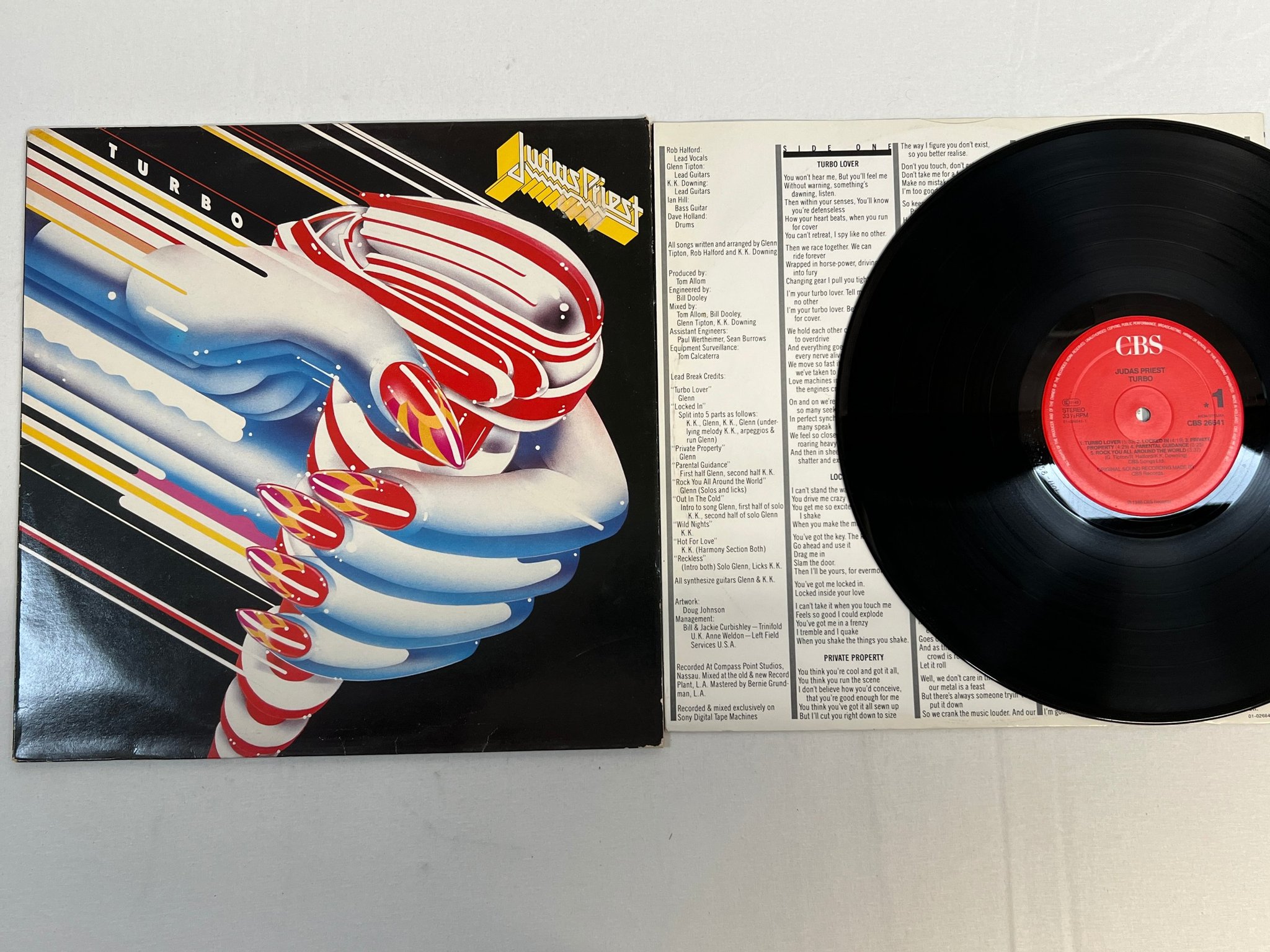 Omslagsbild för skivan JUDAS PRIEST turbo LP -86 Hol CBS 26641