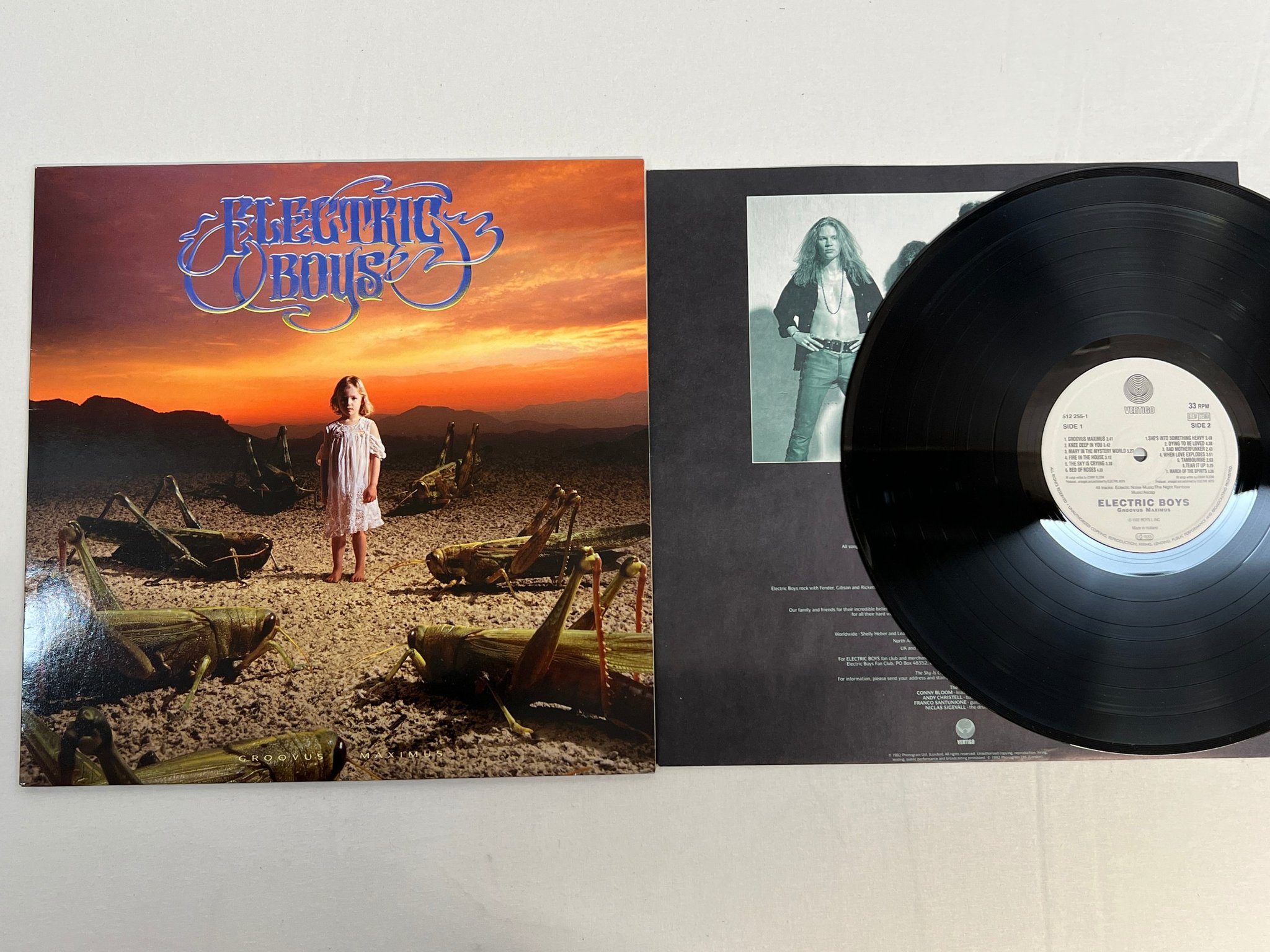 Omslagsbild för skivan ELECTRIC BOYS groovus maximus LP -92 Hol VERTIGO 512 255-1