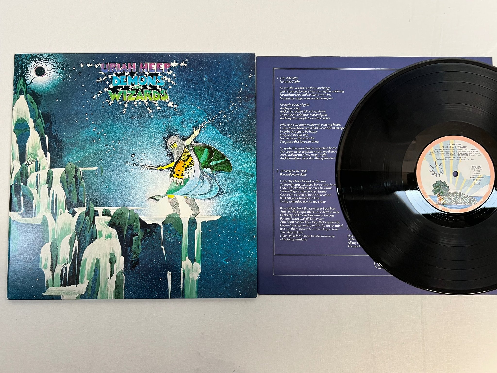 Omslagsbild för skivan URIAH HEEP demons and wizards LP -72 ncb ISLAND ILPS 9193