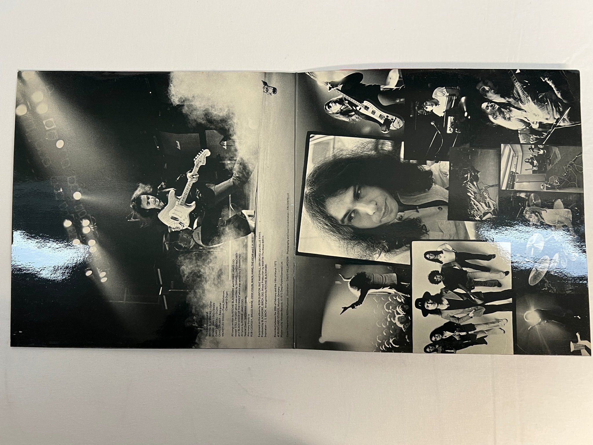 Omslagsbild för skivan RAINBOW Ritchie Blackmore's Rainbow LP -75 Swe OYSTER OYA 2001