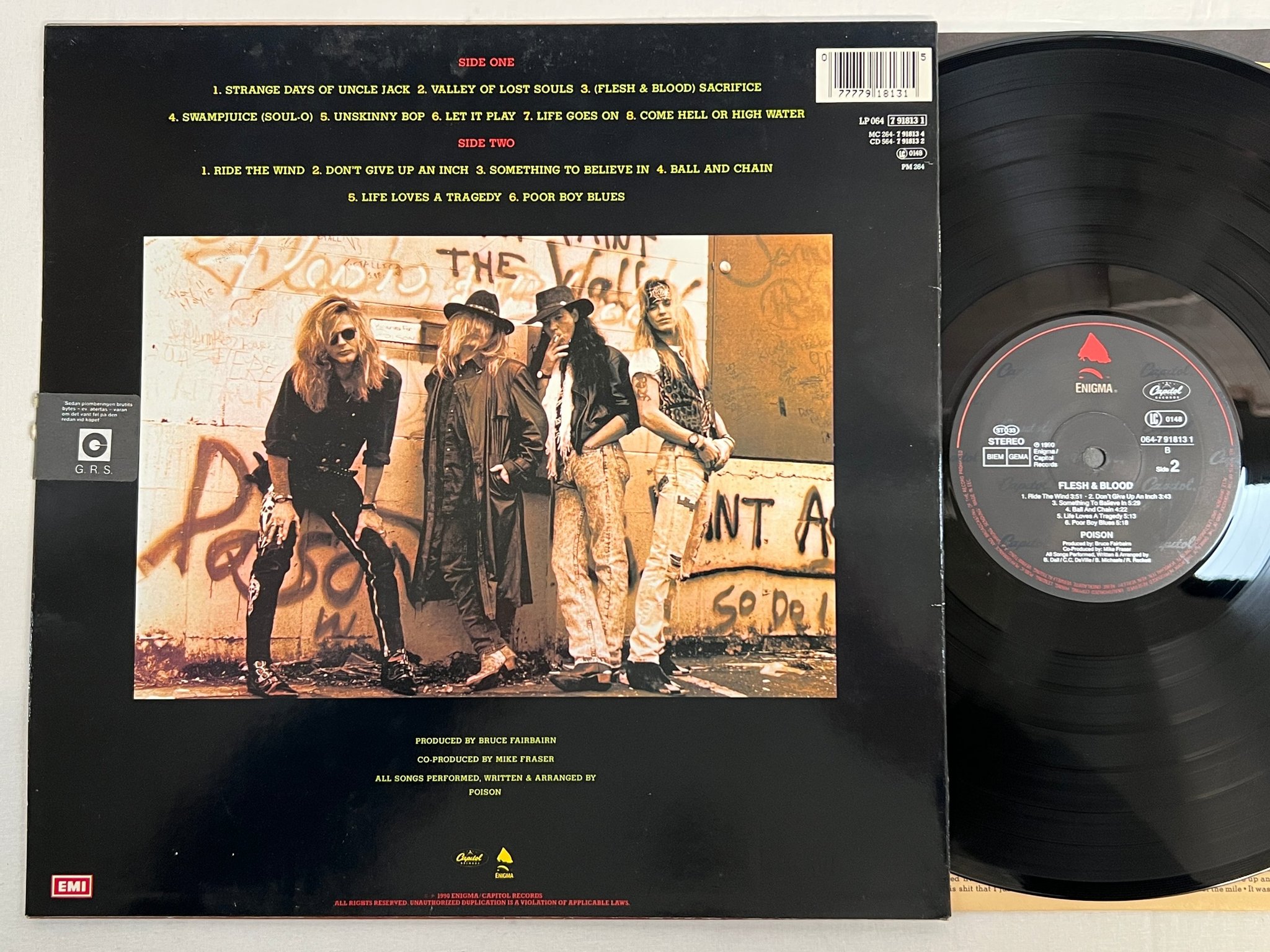 Omslagsbild för skivan POISON flesh & blood LP -90 Ger ENIGMA 064-7918131