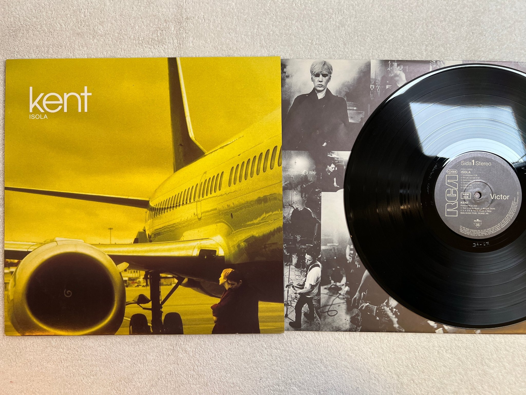 Omslagsbild för skivan KENT isola LP -97 BMG 7 432152 081126 *** mega rare original ***
