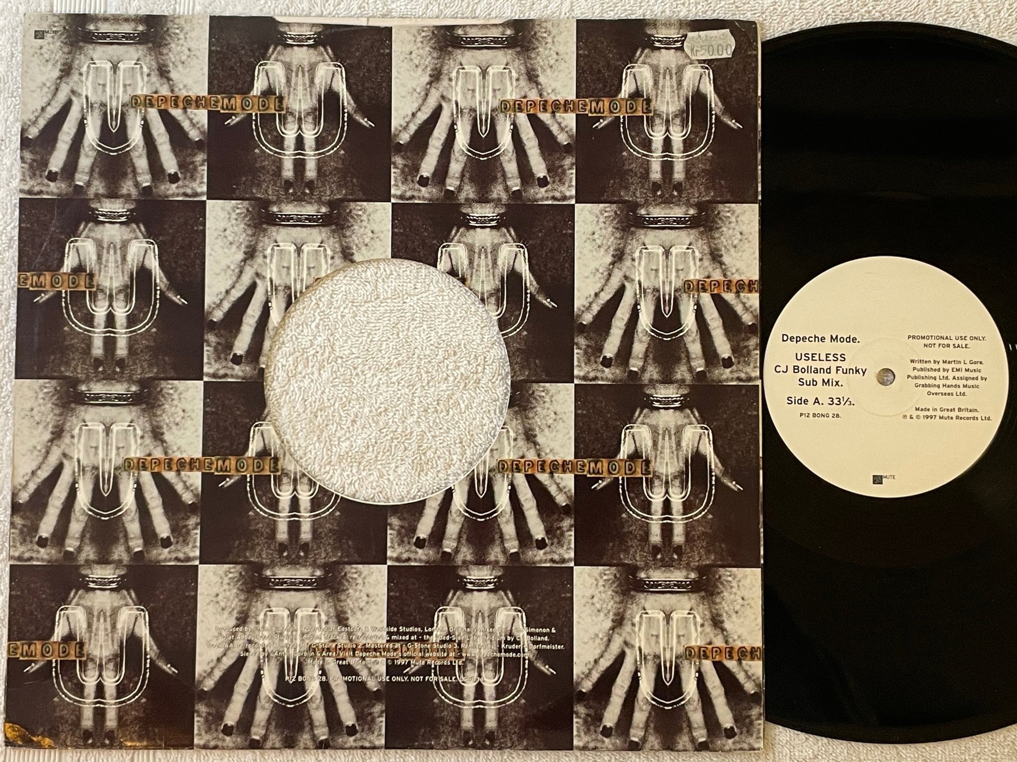 Omslagsbild för skivan DEPECHE MODE Useless 12"single -97 UK MUTE P12 BONG 28 ** rare promo **