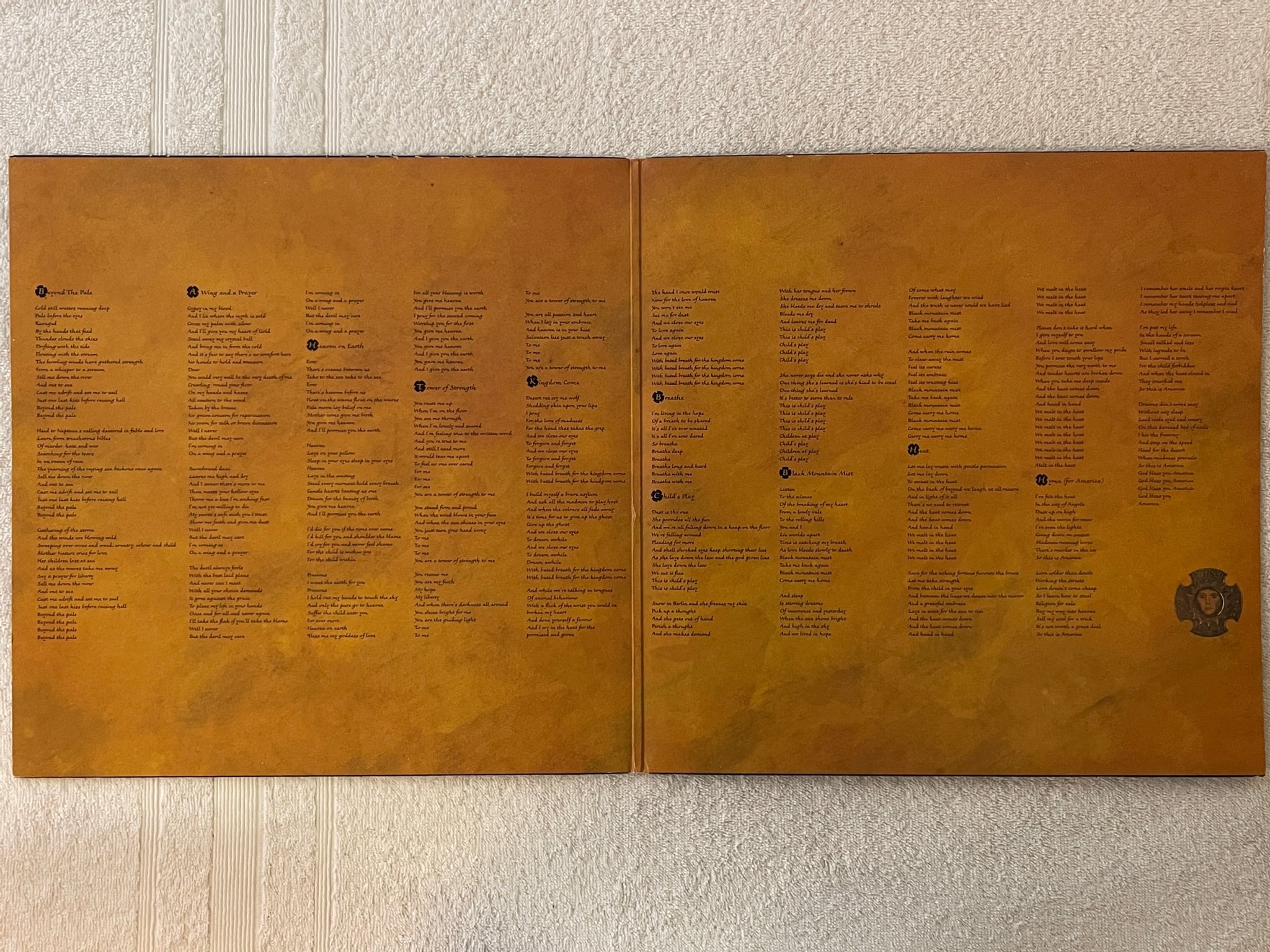 Omslagsbild för skivan THE MISSION children LP -88 UK MERCURY MISH 2 