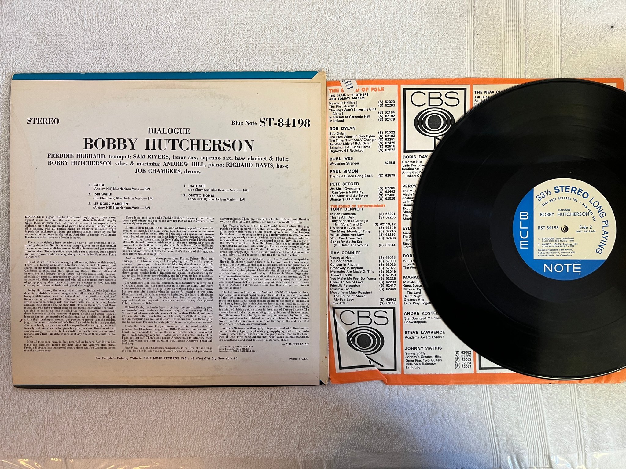 Omslagsbild för skivan BOBBY HUTCHERSON  dialogue LP -65 US BLUE NOTE BST 84198 original