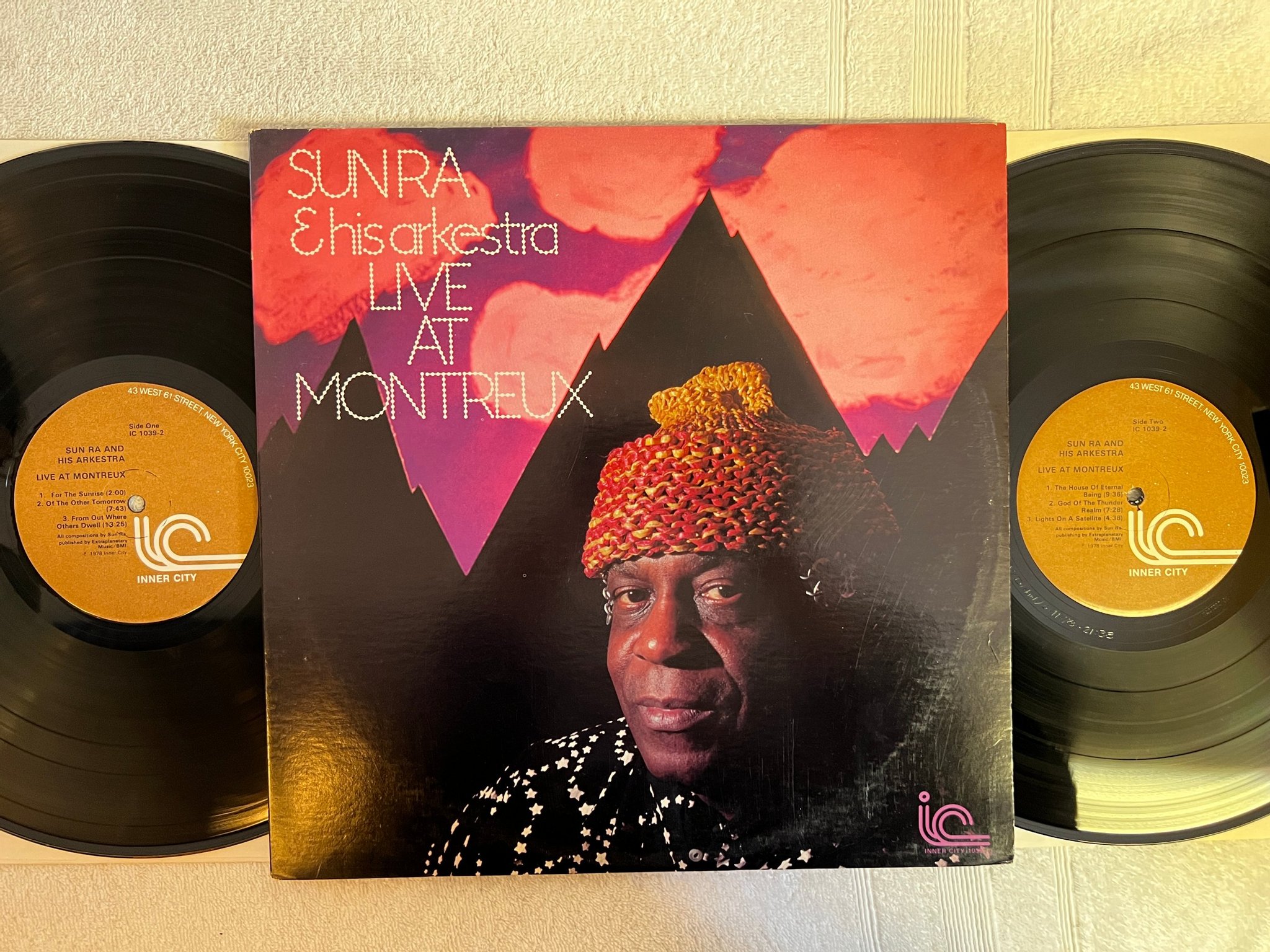 Omslagsbild för skivan SUN RA & His Arkestra Live At Montreux 2xLP -78 US INNER CITY 1039  