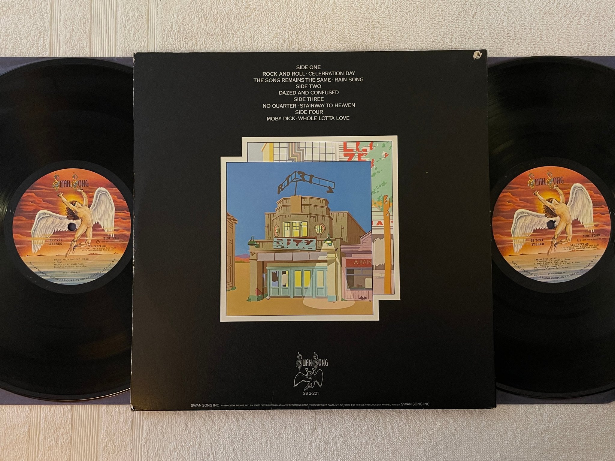 Omslagsbild för skivan LED ZEPPELIN the song remains the same LP -76 US SWAN SONG SS 2-201