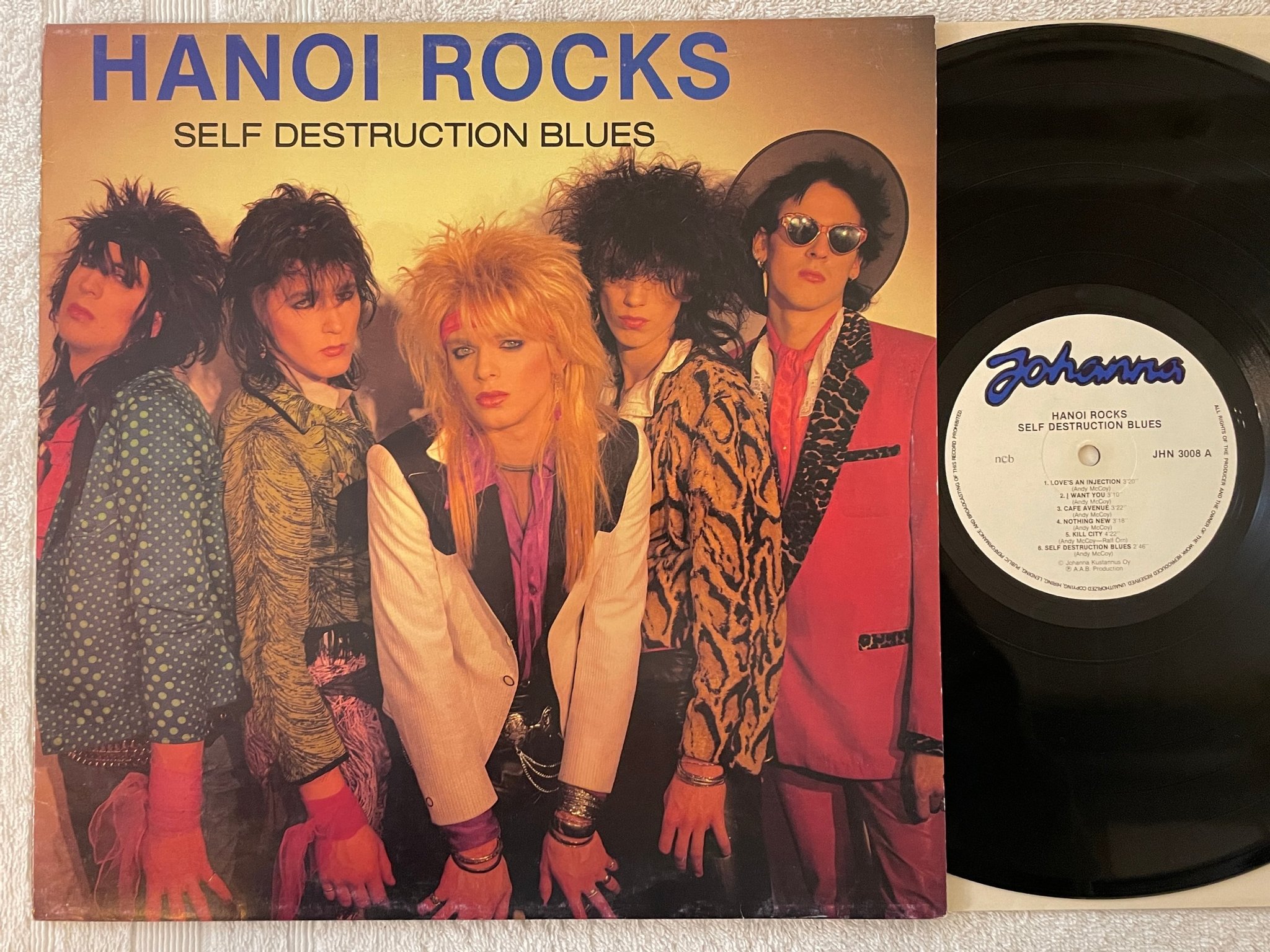 Omslagsbild för skivan HANOI ROCKS self destruction blues LP ncb JOHANNA JHN 3008