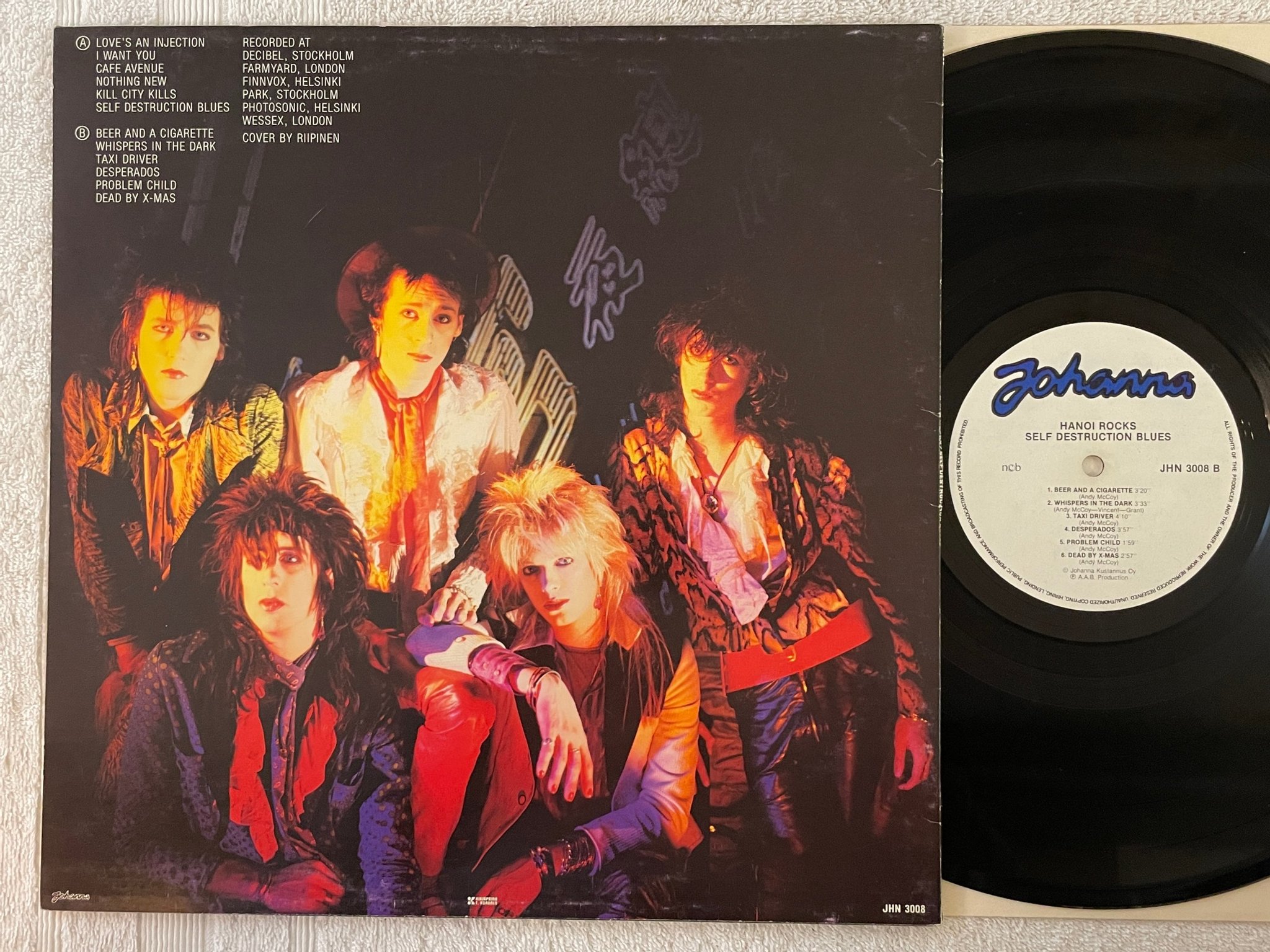 Omslagsbild för skivan HANOI ROCKS self destruction blues LP ncb JOHANNA JHN 3008