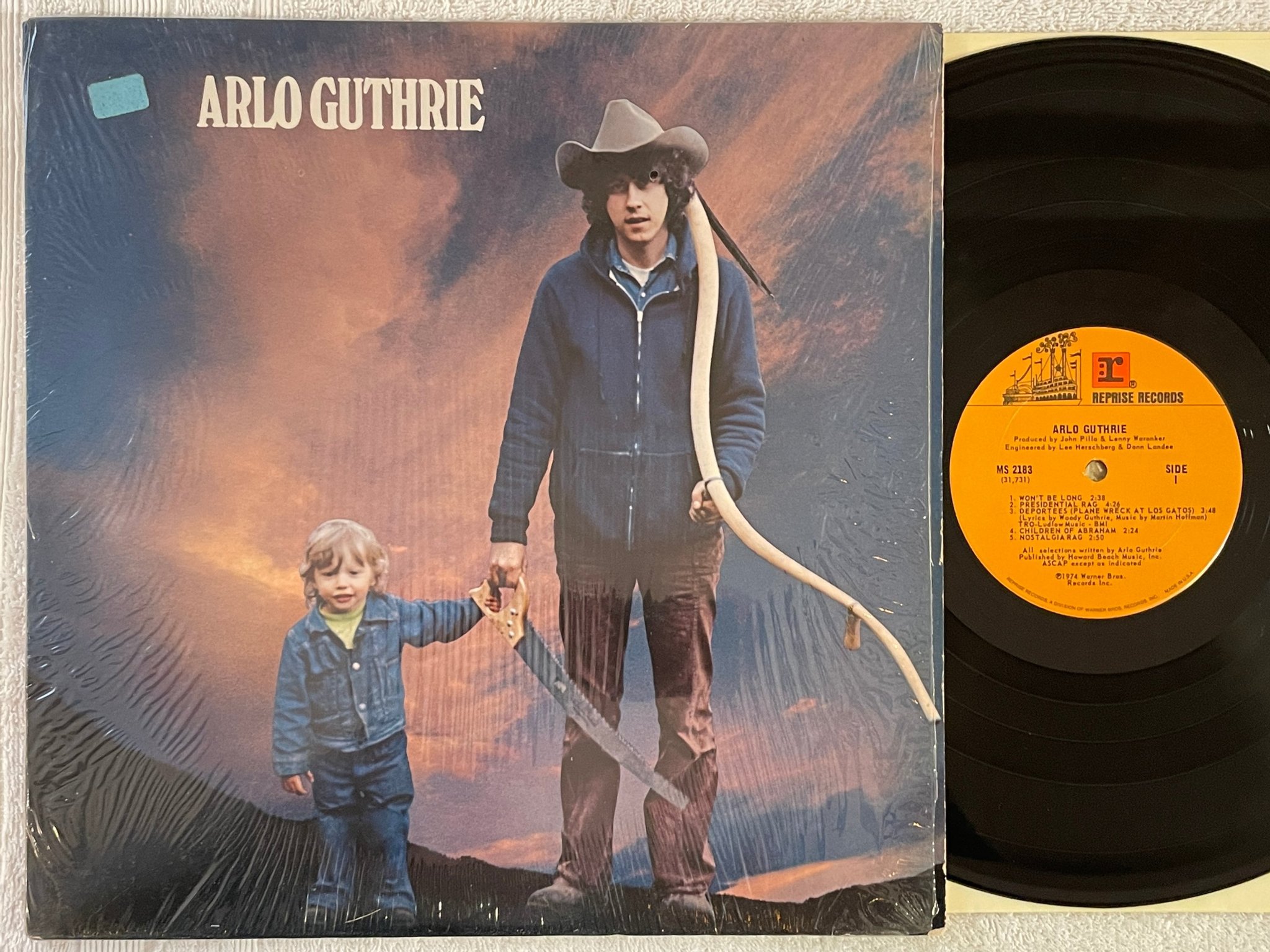 Omslagsbild för skivan ARLO GUTHRIE s/t LP -74 US REPRISE MS 2183