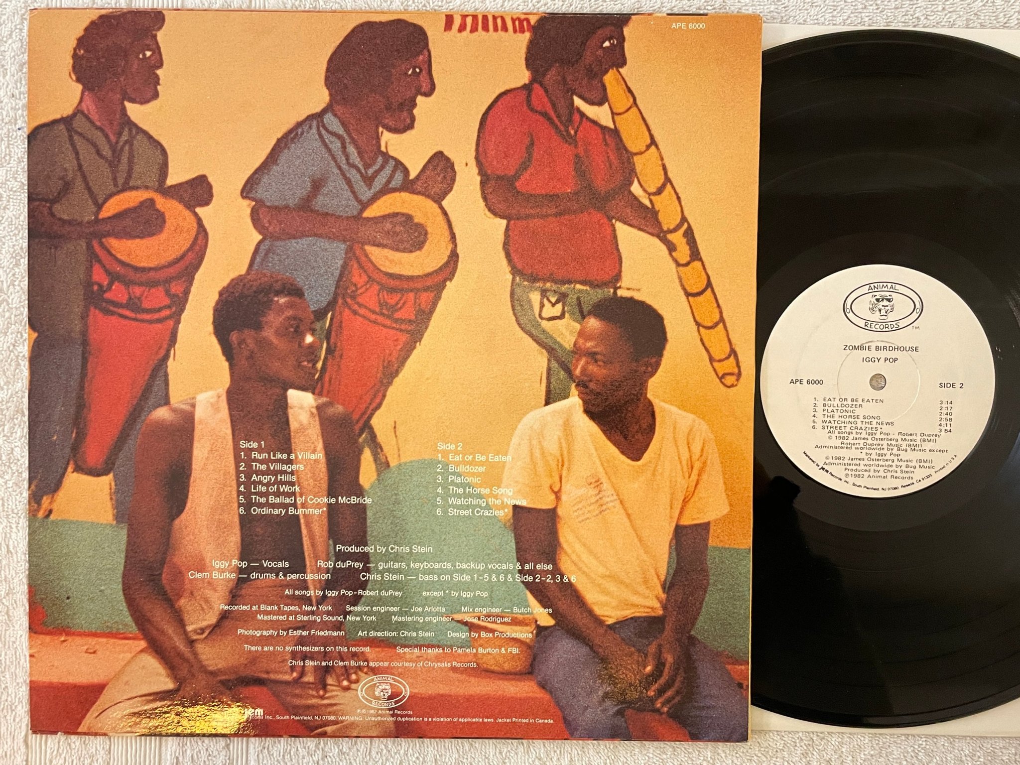Omslagsbild för skivan IGGY POP zombie birdhouse  LP -82 US ANIMAL APE 6000