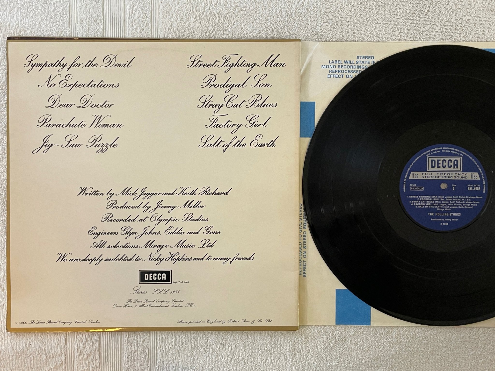 Omslagsbild för skivan THE ROLLING STONES beggars banquet LP UK DECCA SKL 4955