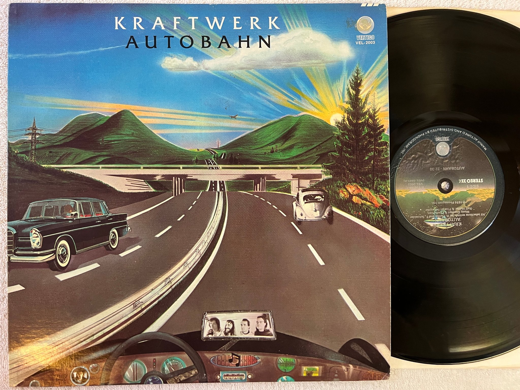 Omslagsbild för skivan KRAFTWERK autobahn LP -74 US VERTIGO VEL 2003