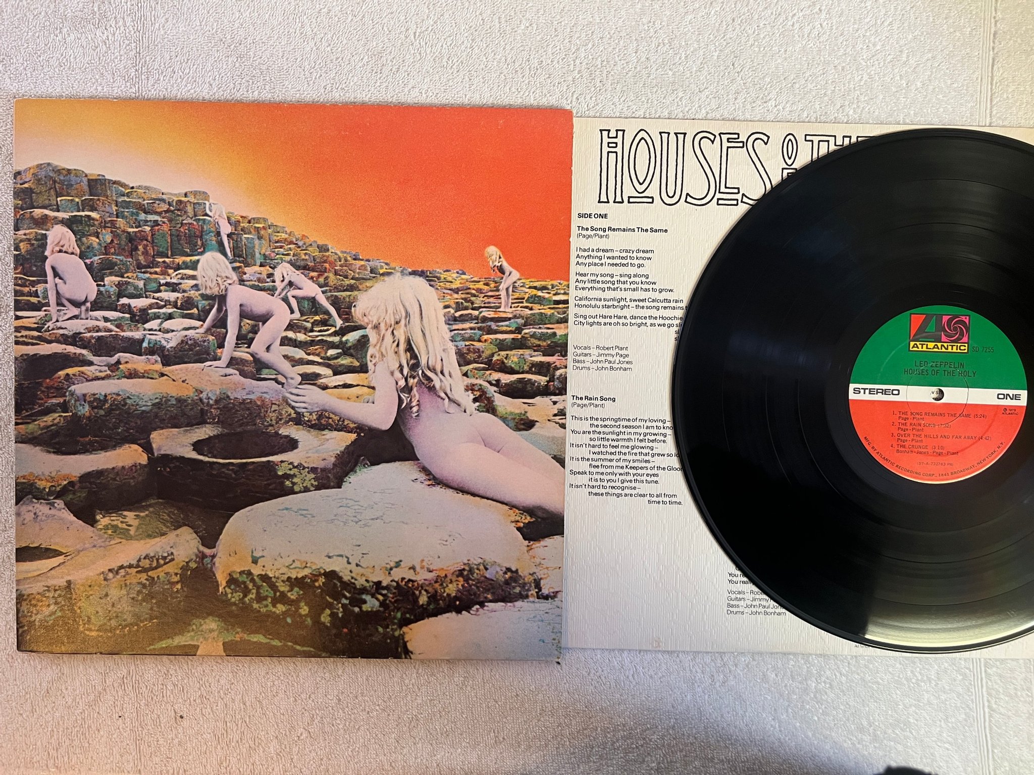 Omslagsbild för skivan LED ZEPPELIN houses of the holy LP -73 US ATLANTIC SD 7255 