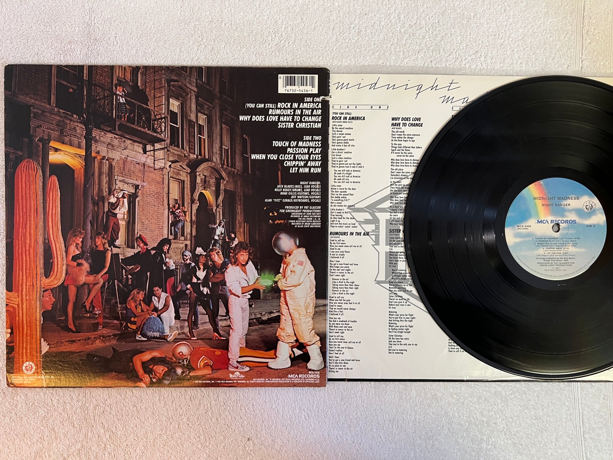 Omslagsbild för skivan NIGHT RANGER midnight madness LP -83 US MCA 5456 