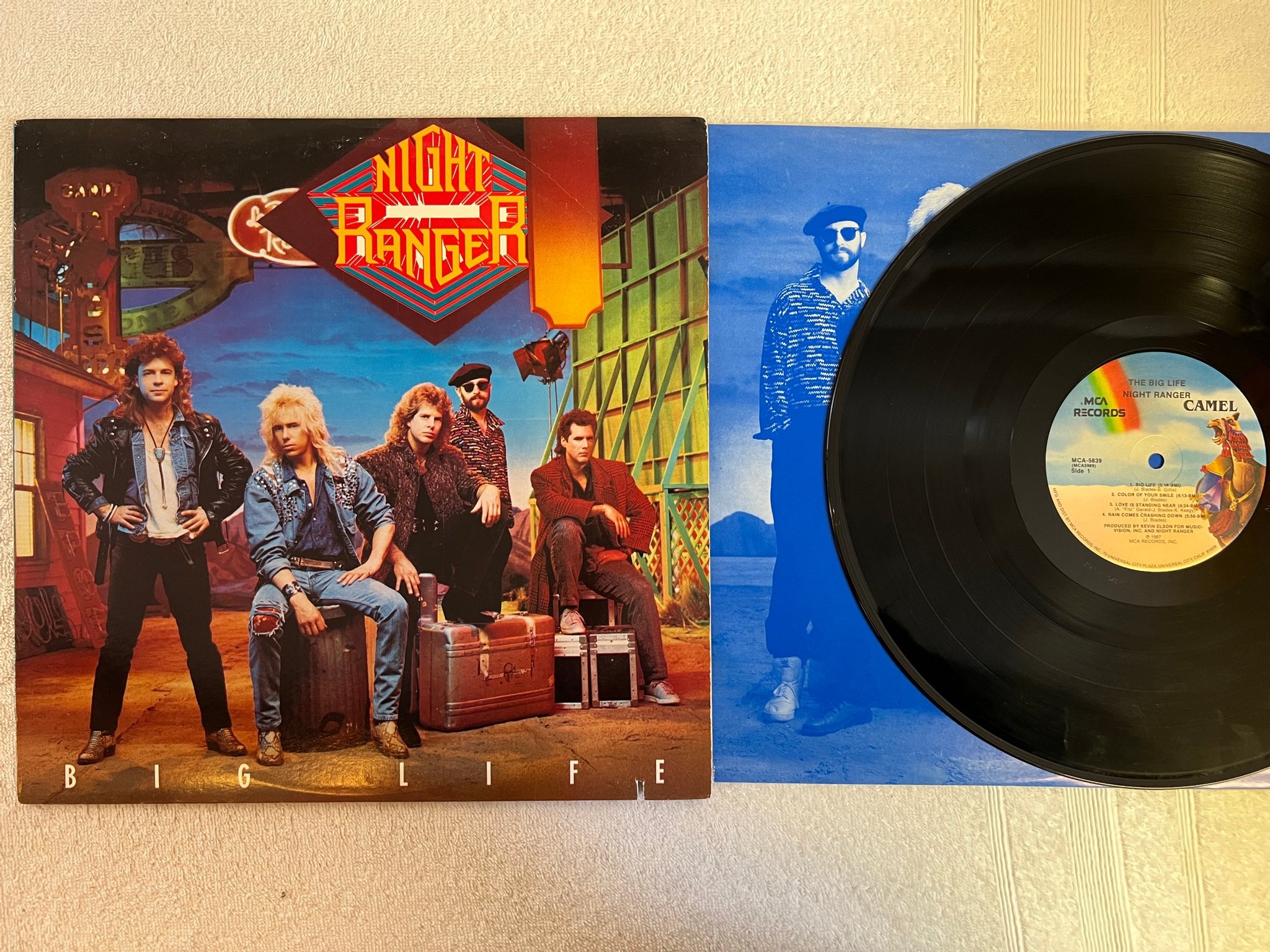 Omslagsbild för skivan NIGHT RANGER big life LP -87 US MCA 5839