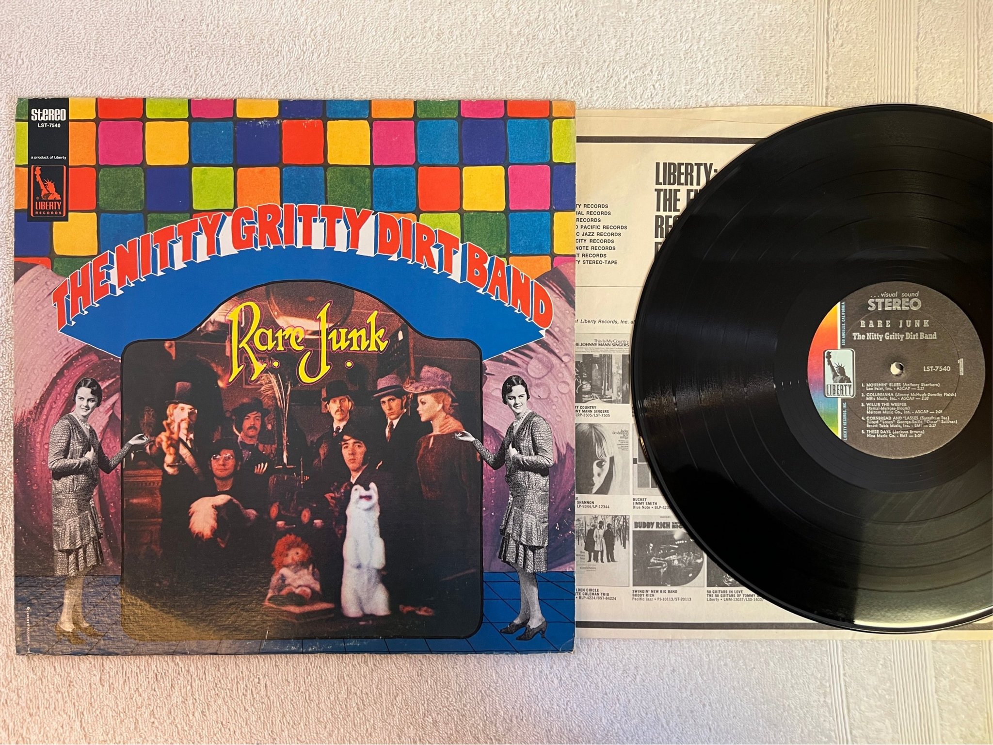 Omslagsbild för skivan THE NITTY GRITTY DIRT BAND rare junk LP US LIBERTY LST 7540