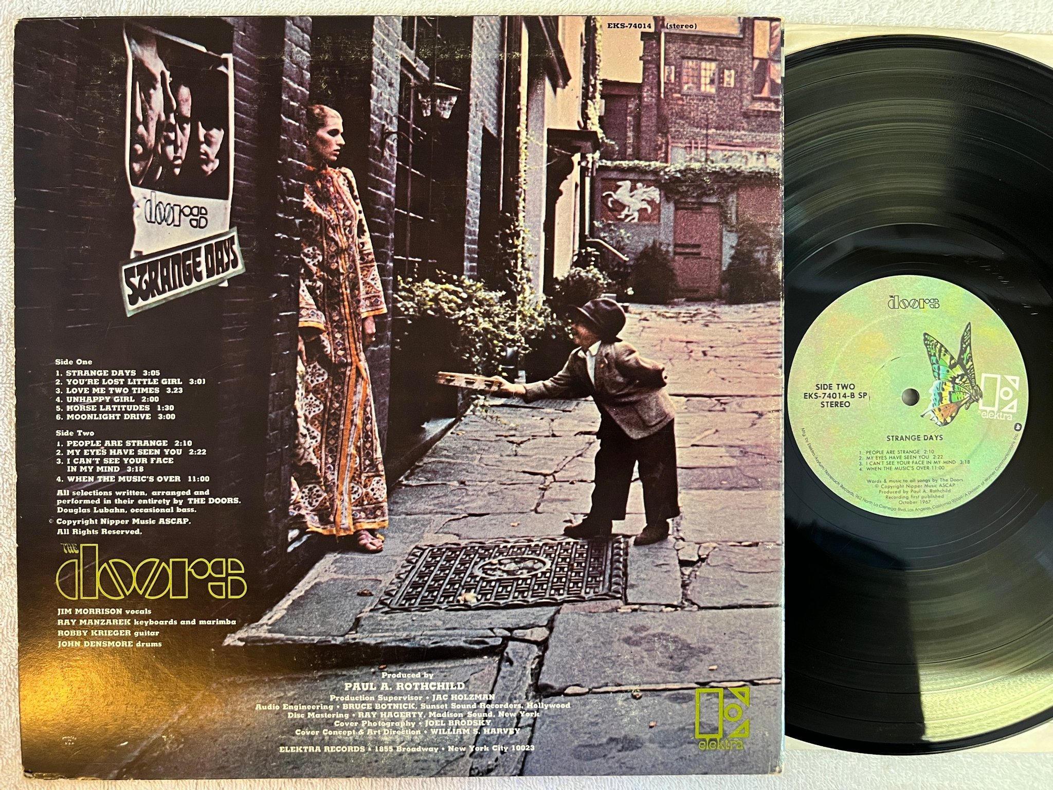 Omslagsbild för skivan THE DOORS strange days LP US ELEKTRA EKS-74014-SP