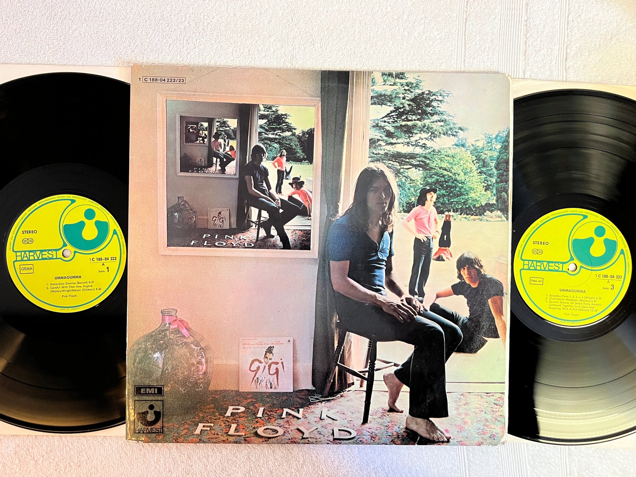 Omslagsbild för skivan PINK FLOYD ummagumma 2xLP re Ger HARVEST 1C 088-04223