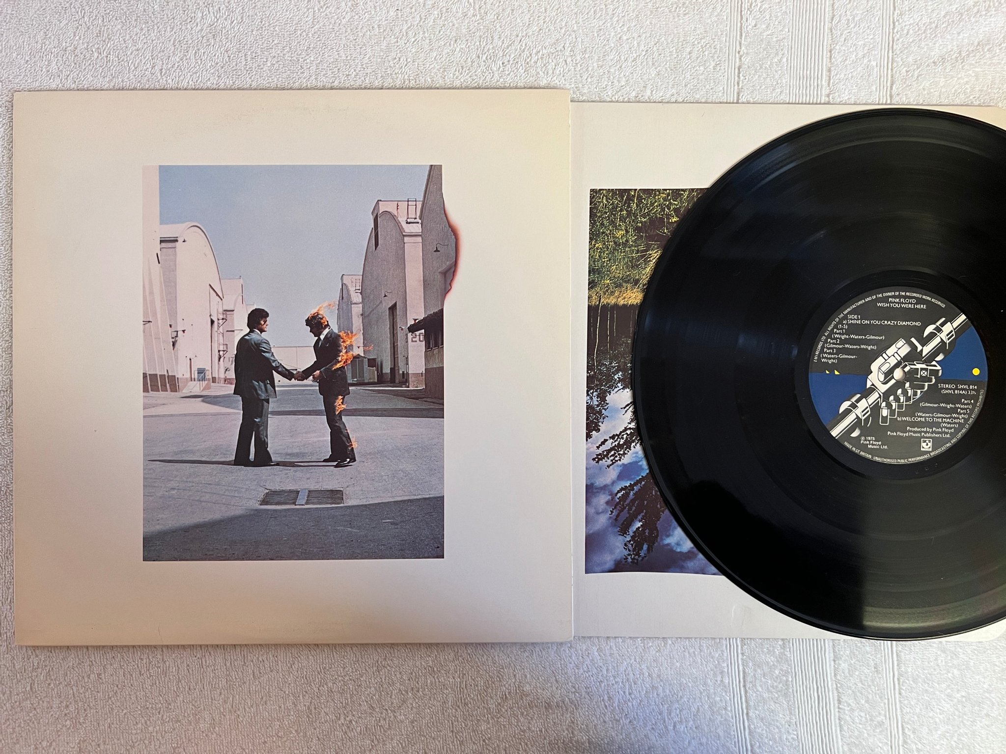 Omslagsbild för skivan PINK FLOYD wish you were here LP -75 UK HARVEST SHVL 814