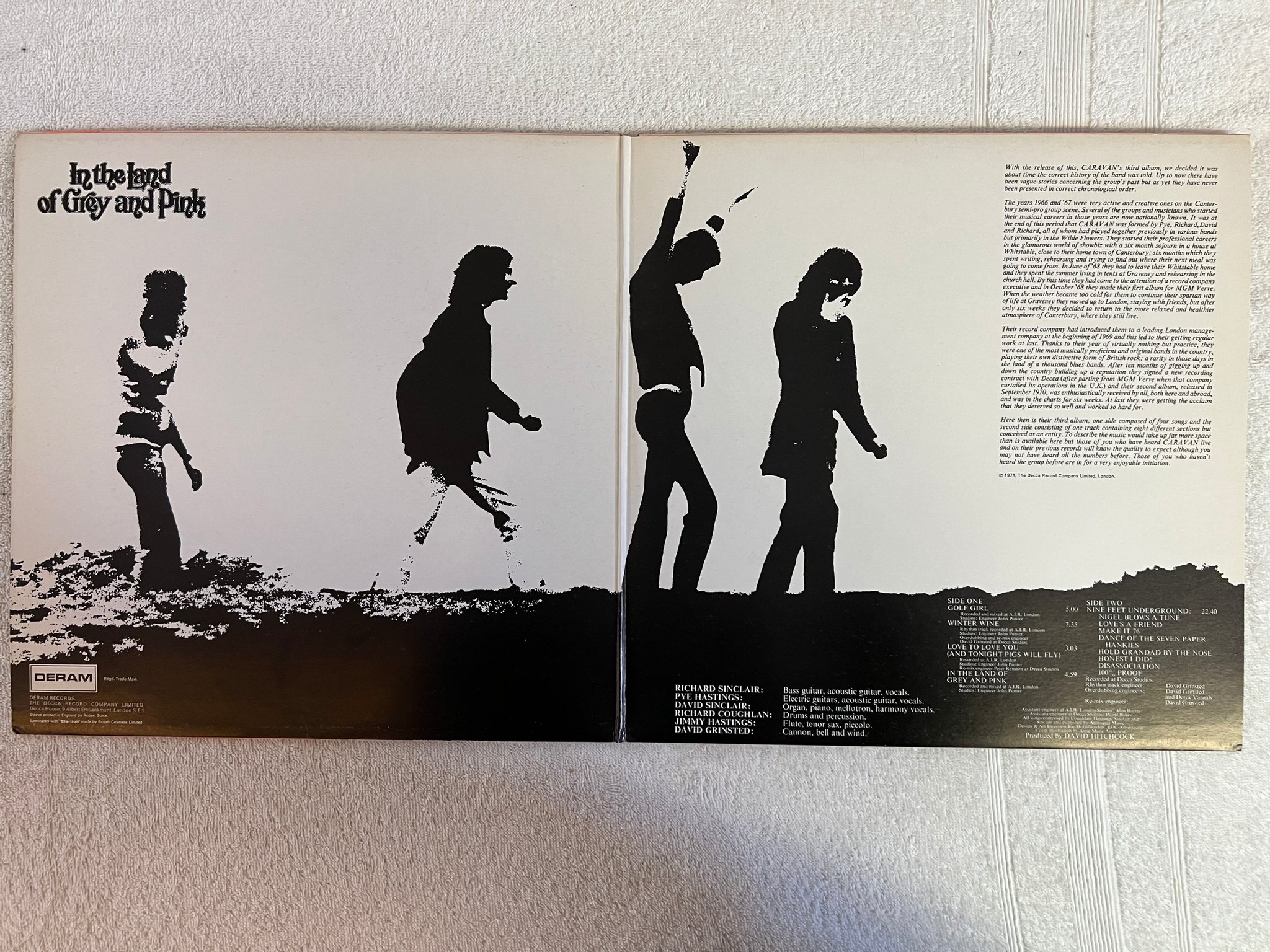 Omslagsbild för skivan CARAVAN In The Land Of Grey And Pink LP -71 UK DERAM SDL R1  