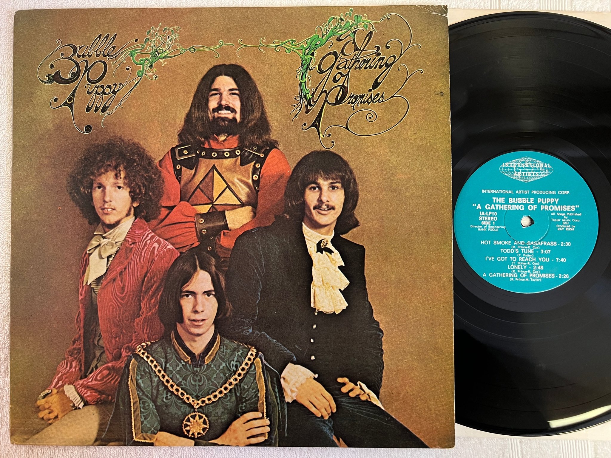 Omslagsbild för skivan BUBBLE PUPPY A Gathering Of Promises LP -69/79 re US IA-LP 10 psych 