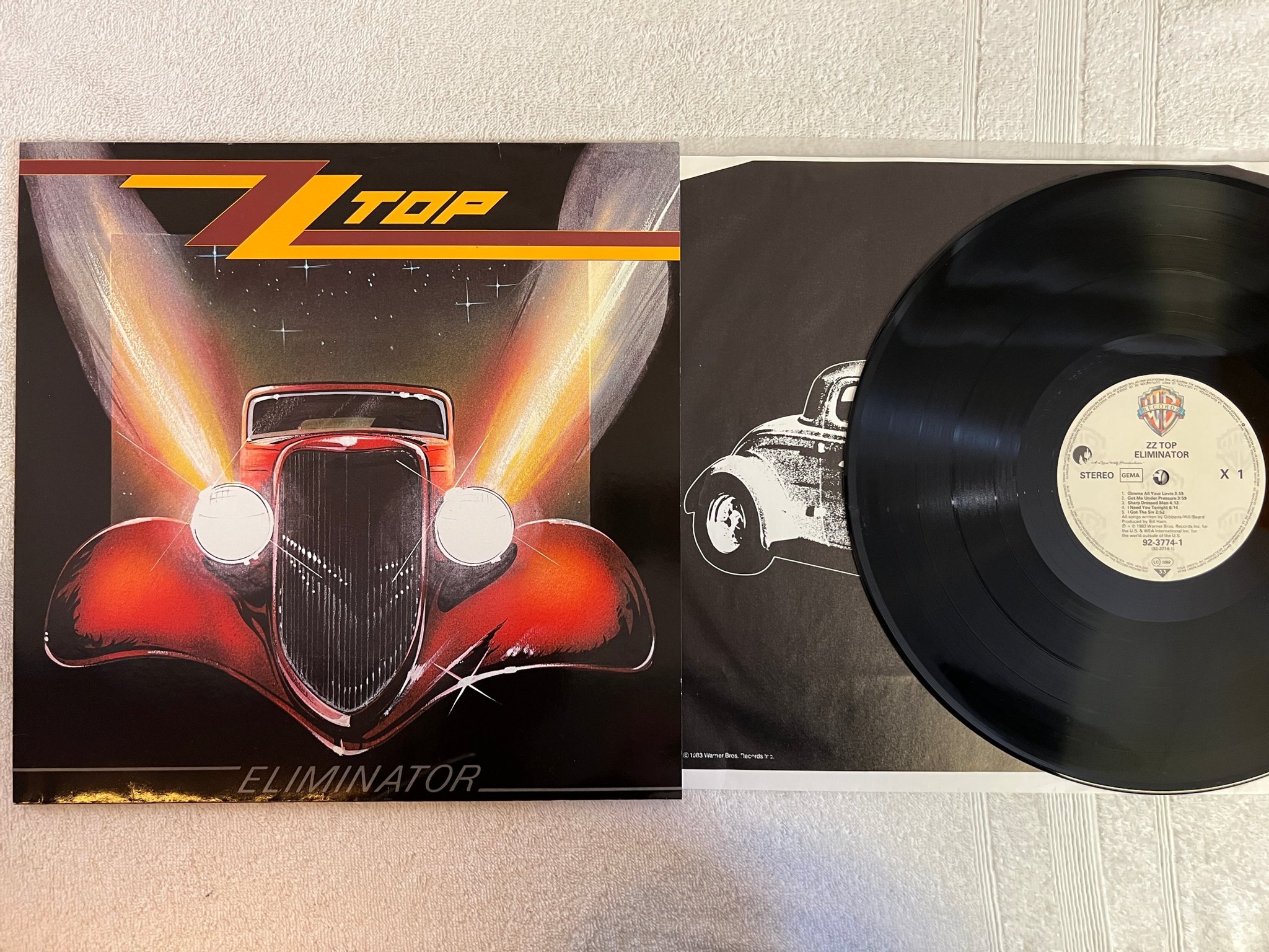 Omslagsbild för skivan ZZ TOP eliminator LP -83 Ger WARNER BROS 92-3774-1