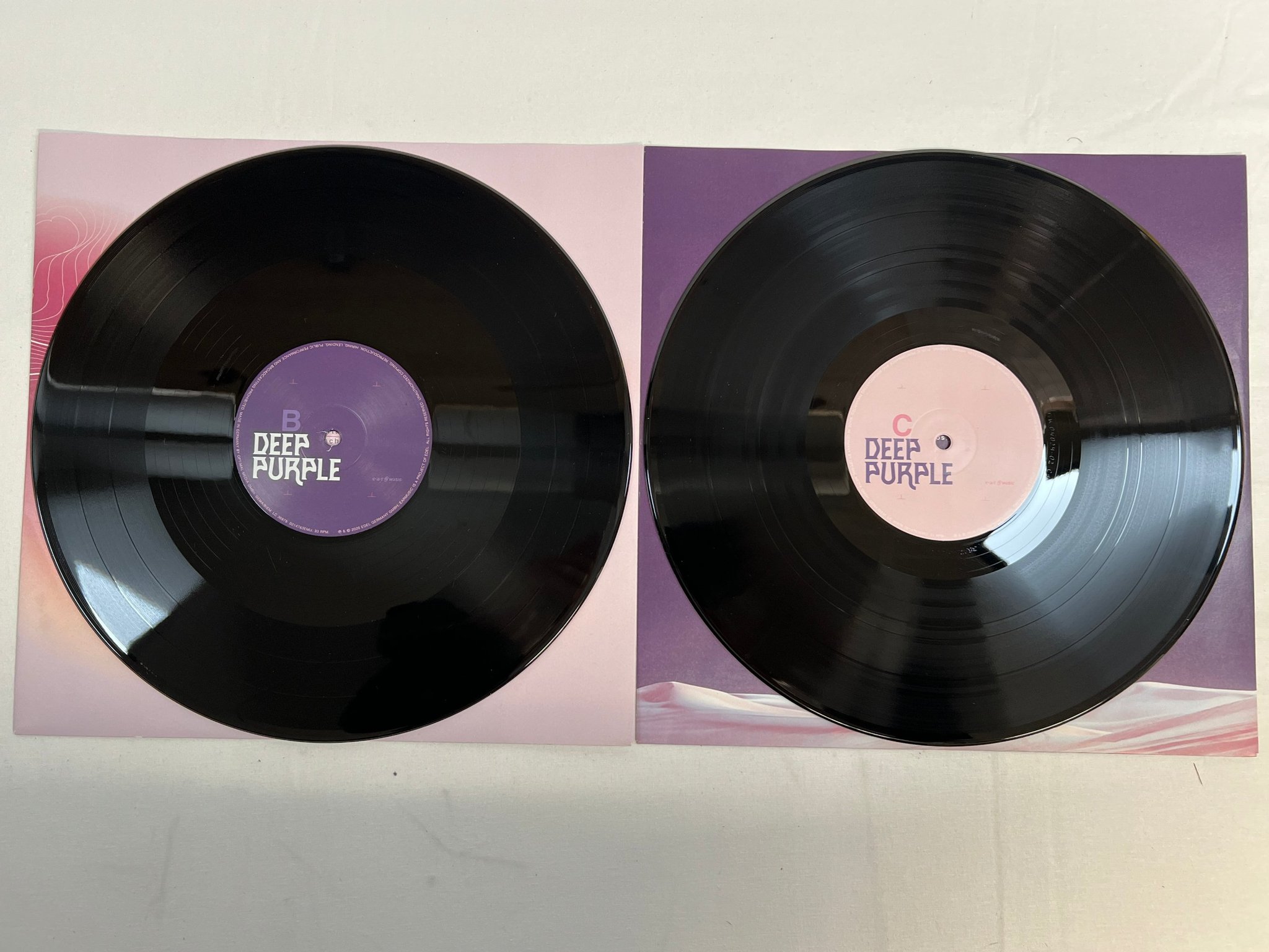 Omslagsbild för skivan DEEP PURPLE s/t 2xLP 2020 EAR MUSIC 0214763EMU
