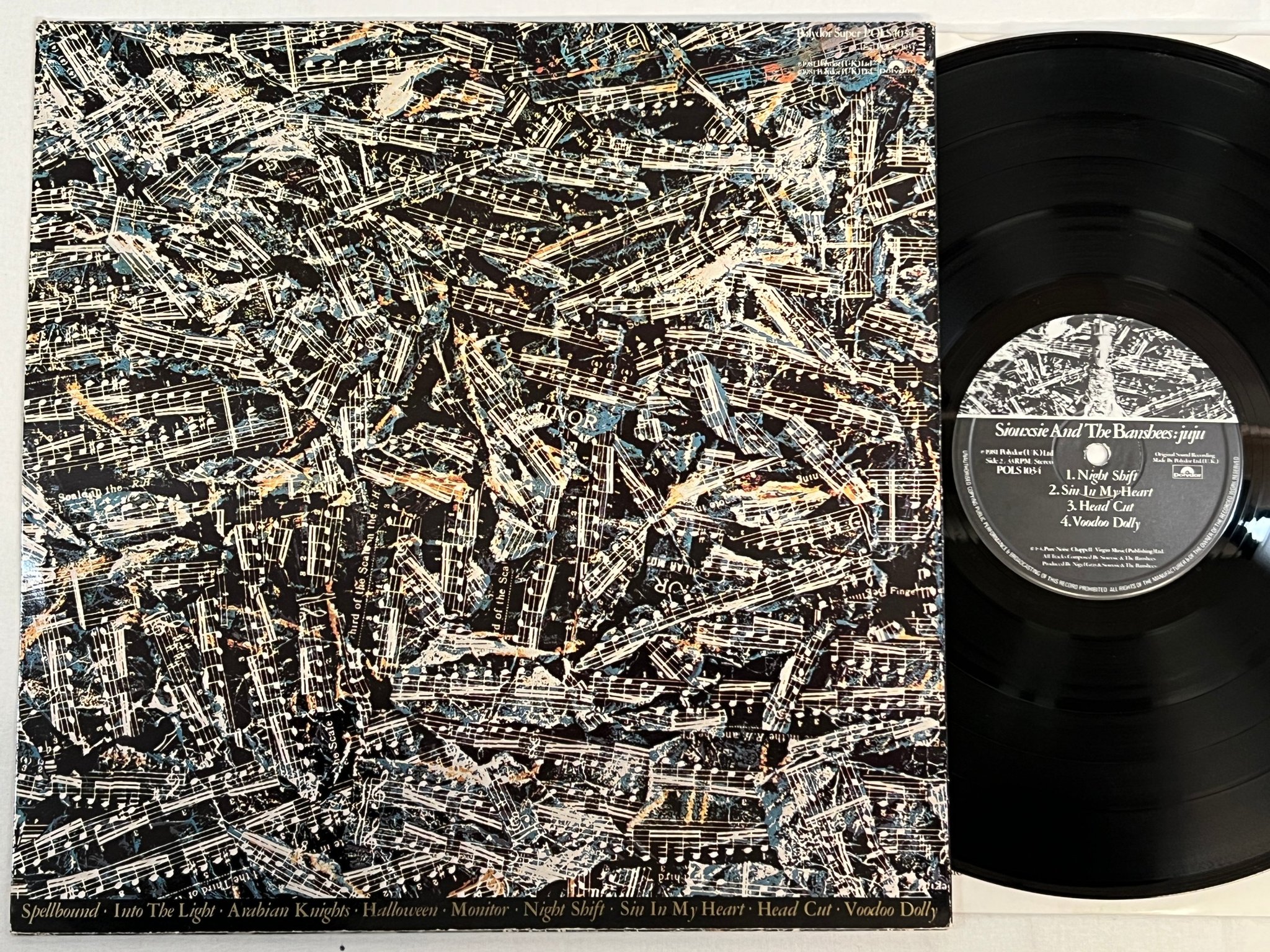 Omslagsbild för skivan SIOUXSIE AND THE BANSHEES juju LP -81 UK POLYDOR POLS 1034