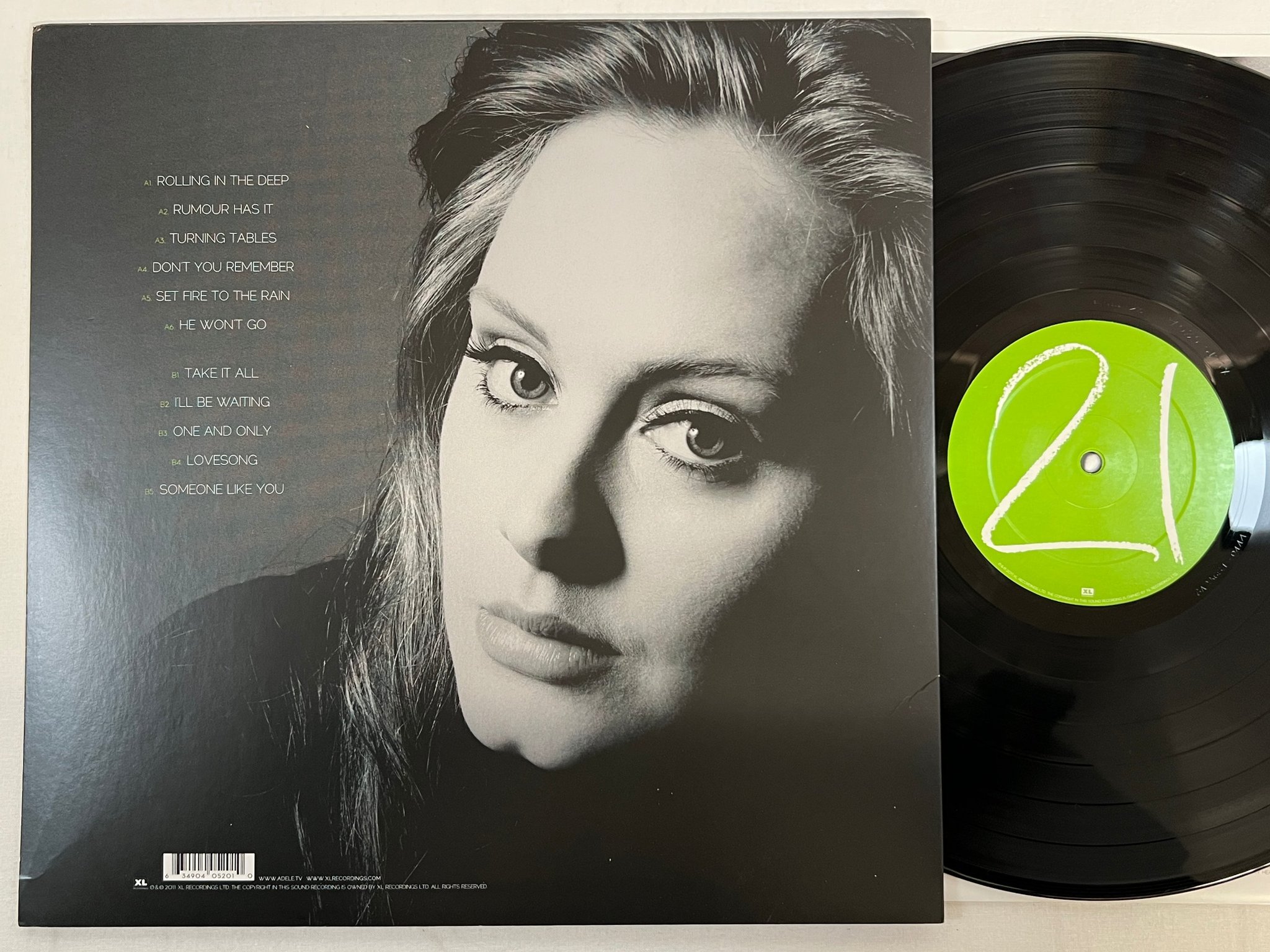 Omslagsbild för skivan ADELE 21 LP 2011 XL RECORDINGS XLLP 520