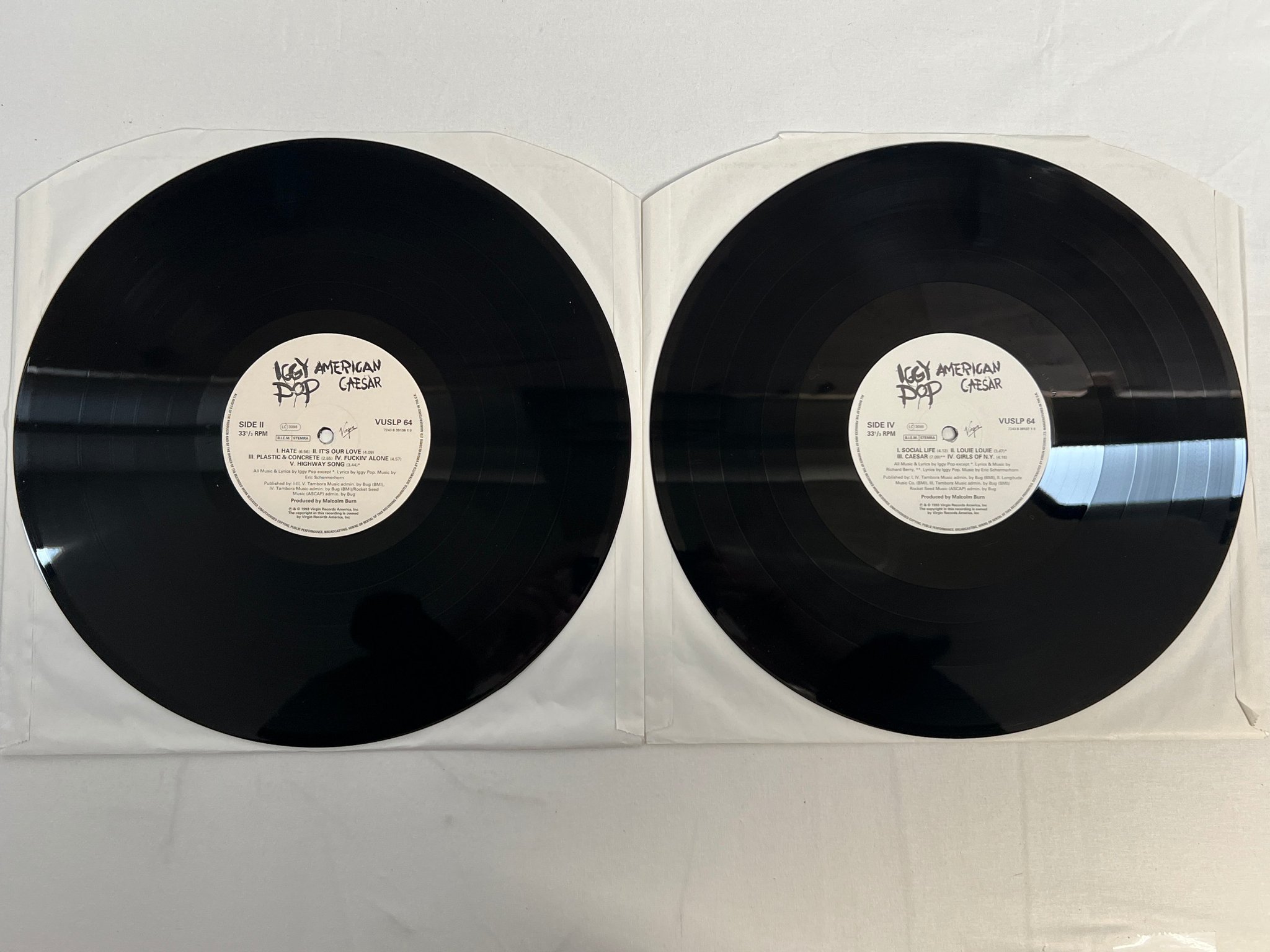 Omslagsbild för skivan IGGY POP American Caesar 2xLP -93 VIRGIN VUSLP 64