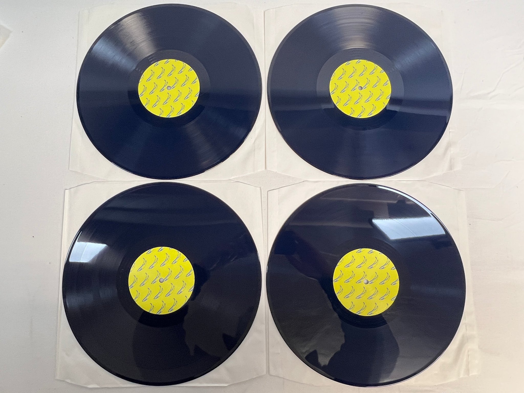 Omslagsbild för skivan THE VELVET UNDERGROUND Live MCMXCIII 4xLP 2014 RHINO 8122795937 blue vinyl