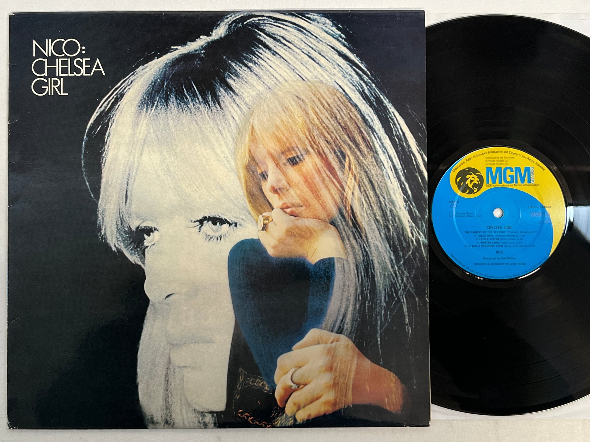 Omslagsbild för skivan NICO chelsea girl LP -71 UK MGM 2353025