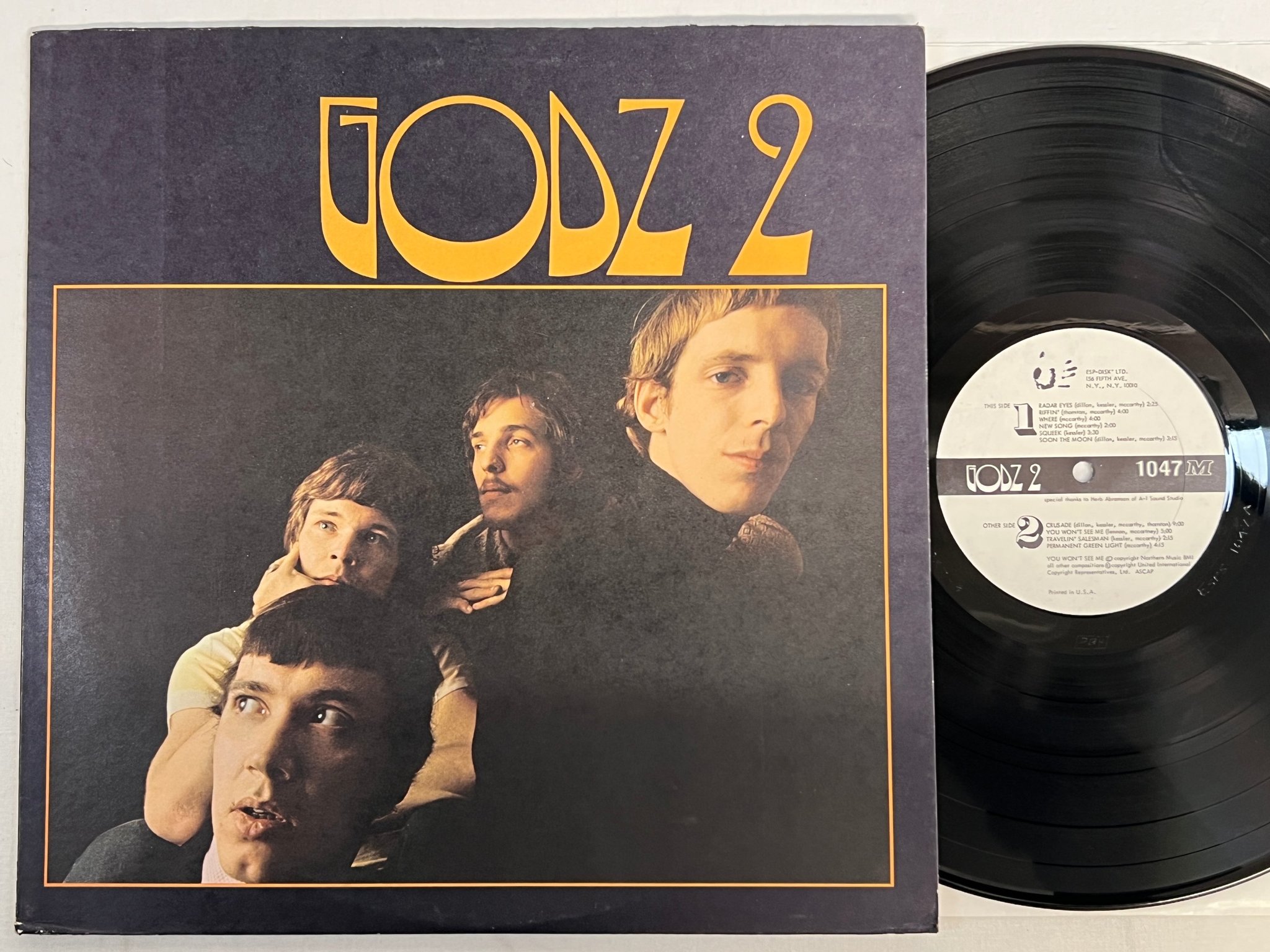 Omslagsbild för skivan GODZ 2 s/t LP -67 US ESP DISK ESP 1047 psych / avantgarde