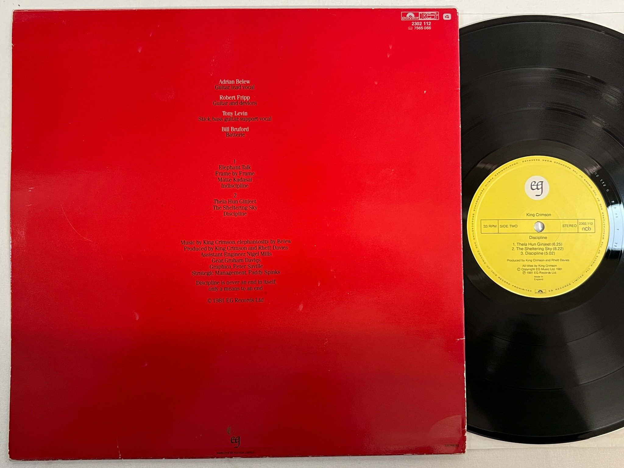 Omslagsbild för skivan KING CRIMSON discipline LP -81 ncb EG 2302112