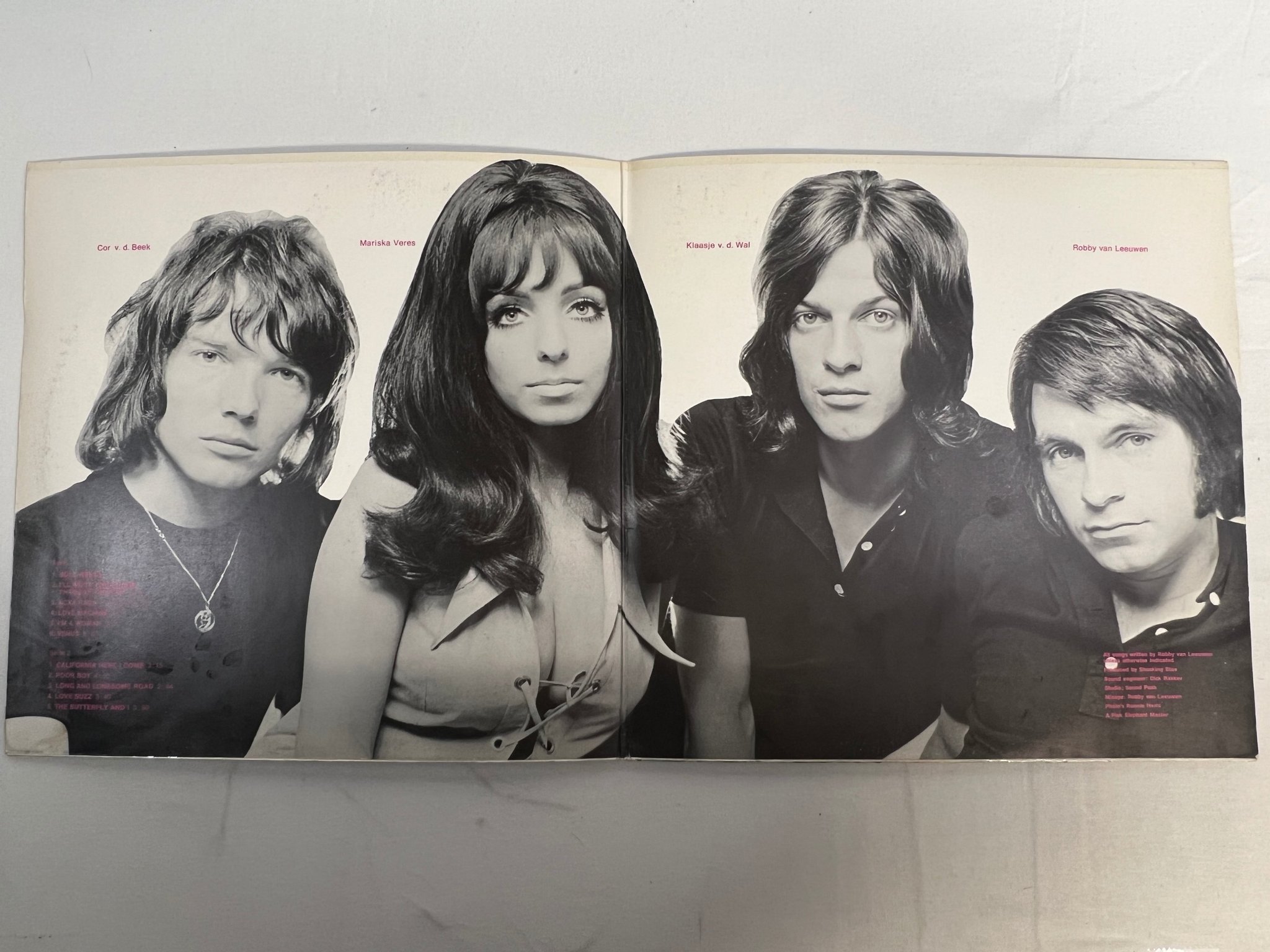 Omslagsbild för skivan SHOCKING BLUE At Home LP -69 Ger METRONOME MLP 15353