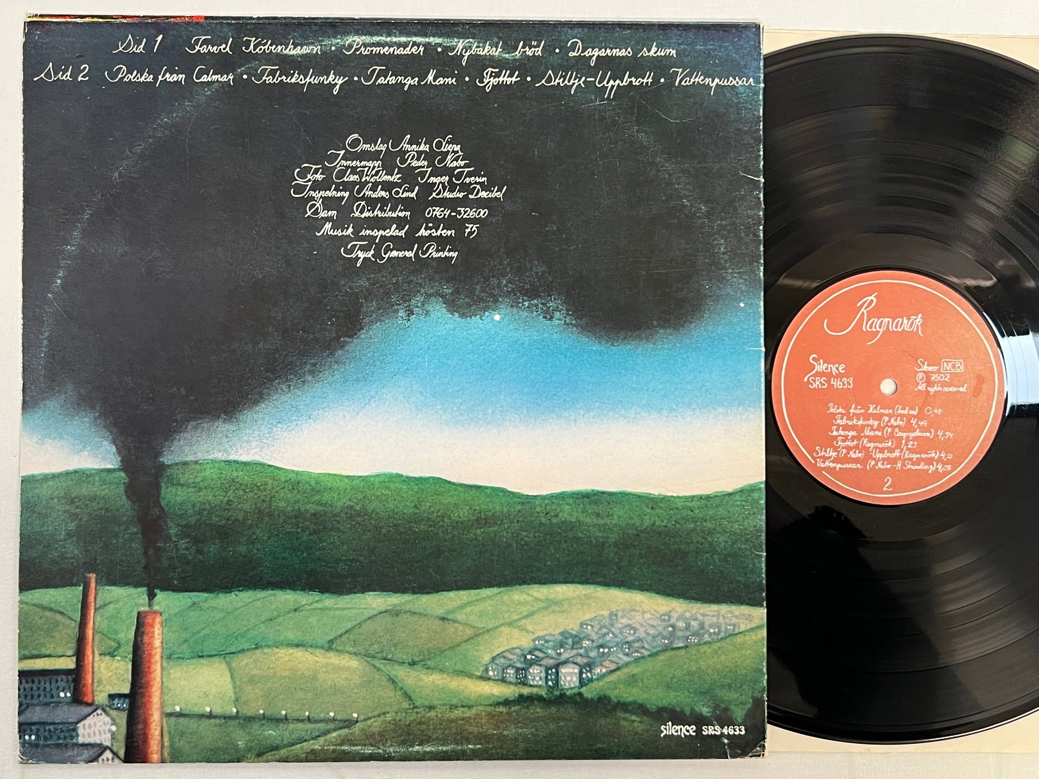 Omslagsbild för skivan RAGNARÖK s/t LP -76 Swe SILENCE SRS 4633 "dagarnas skum" 