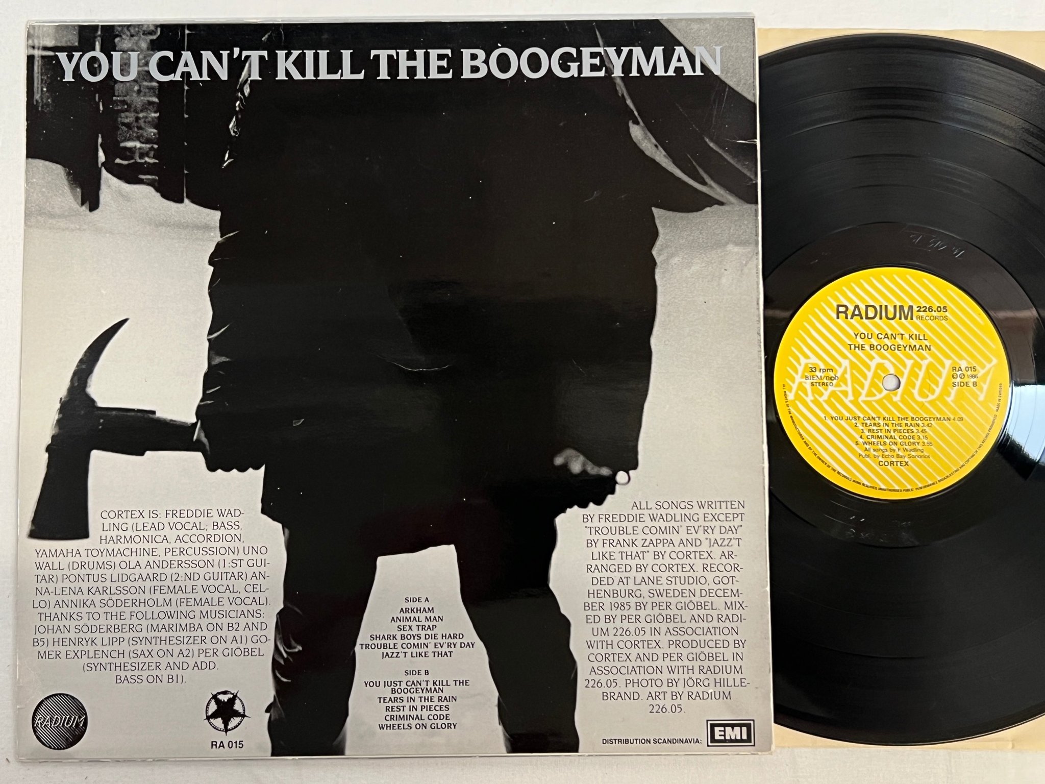 Omslagsbild för skivan CORTEX you can't kill the boogeyman LP -86 ncb RADIUM 226.05 RA-015