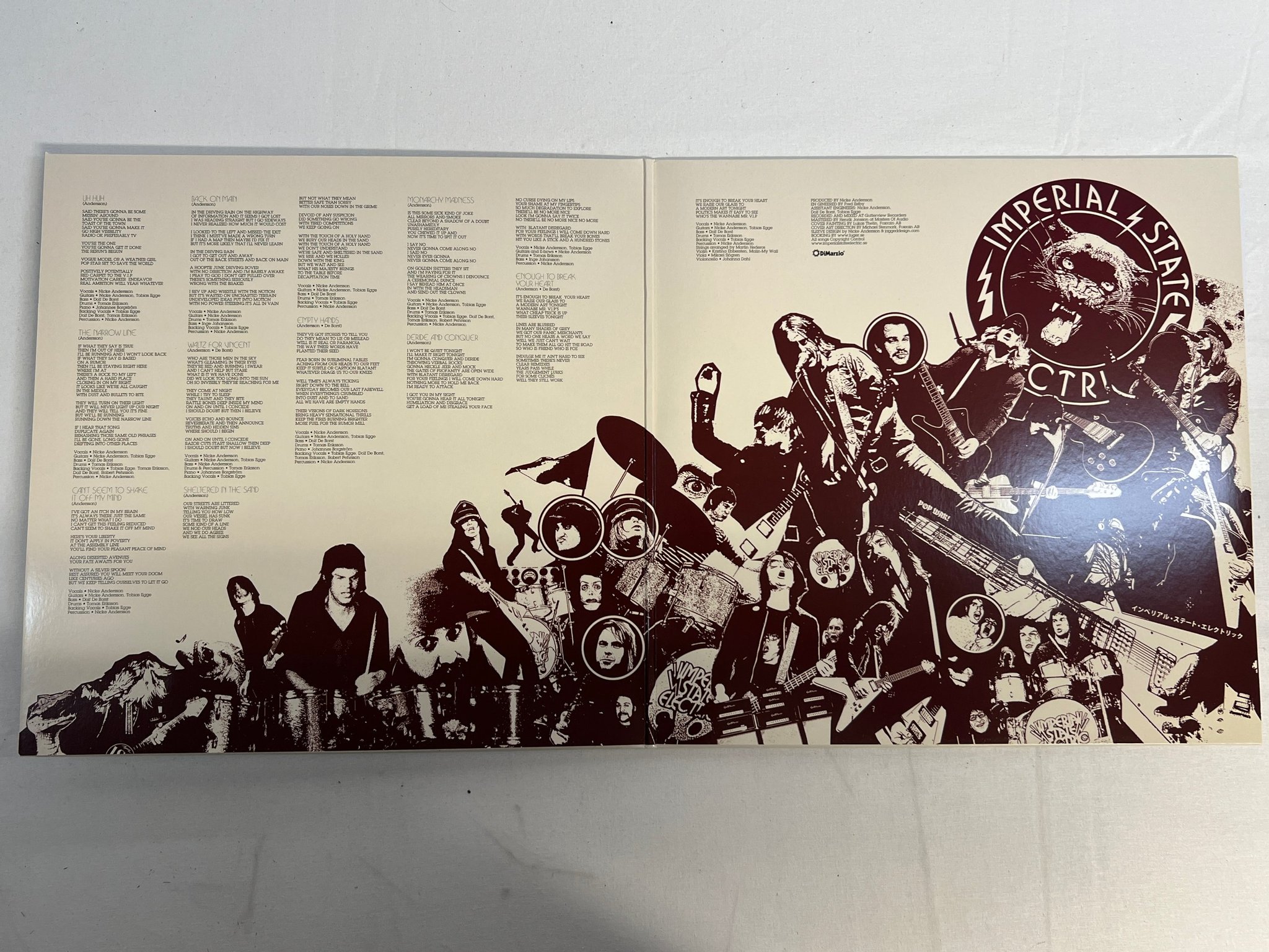 Omslagsbild för skivan IMPERIAL STATE ELECTRIC Pop War LP 2012 Swe PSYCH014LP