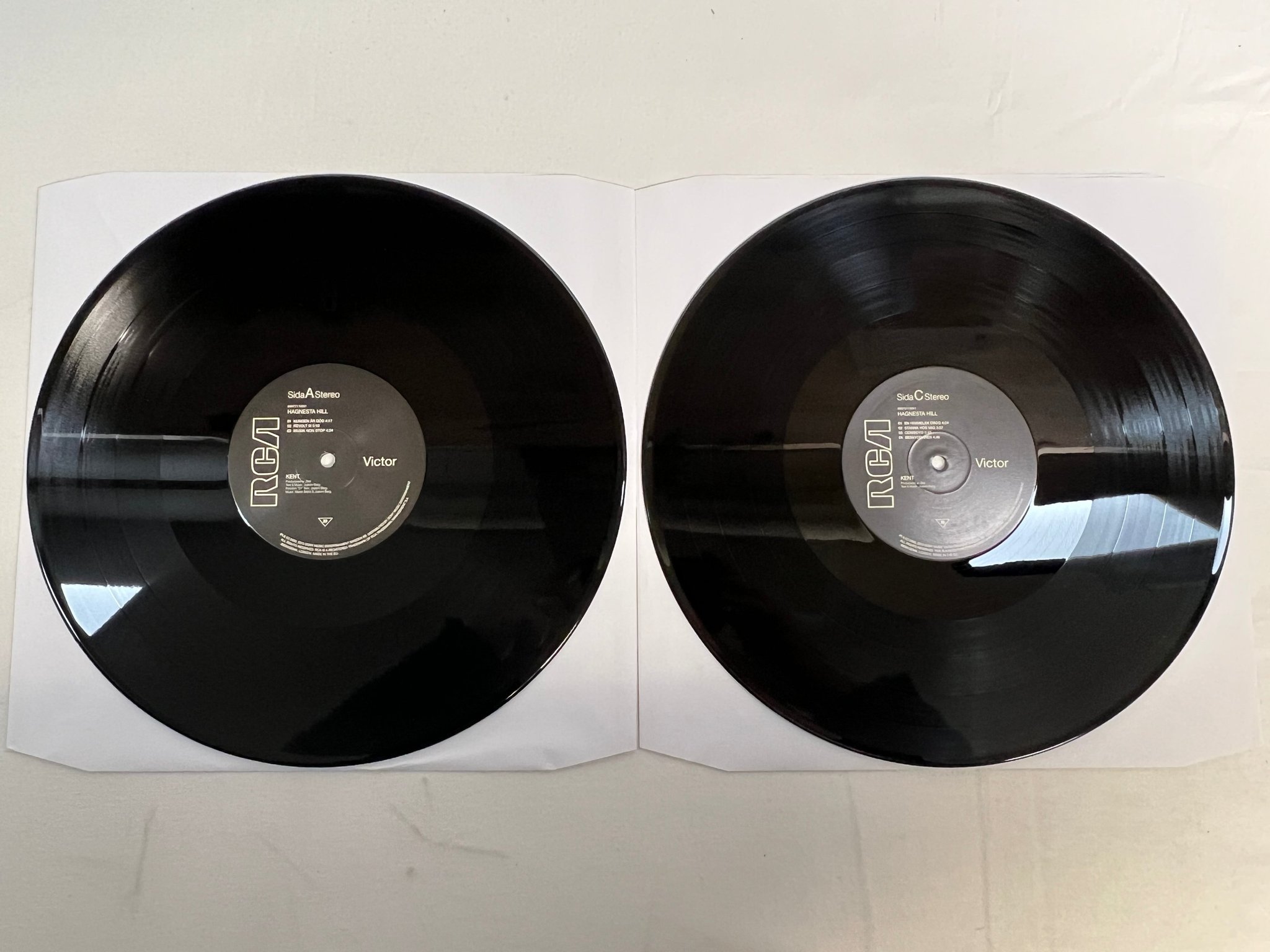 Omslagsbild för skivan KENT Hagnesta Hill 2xLP re 2015 LEGACY 88875116261