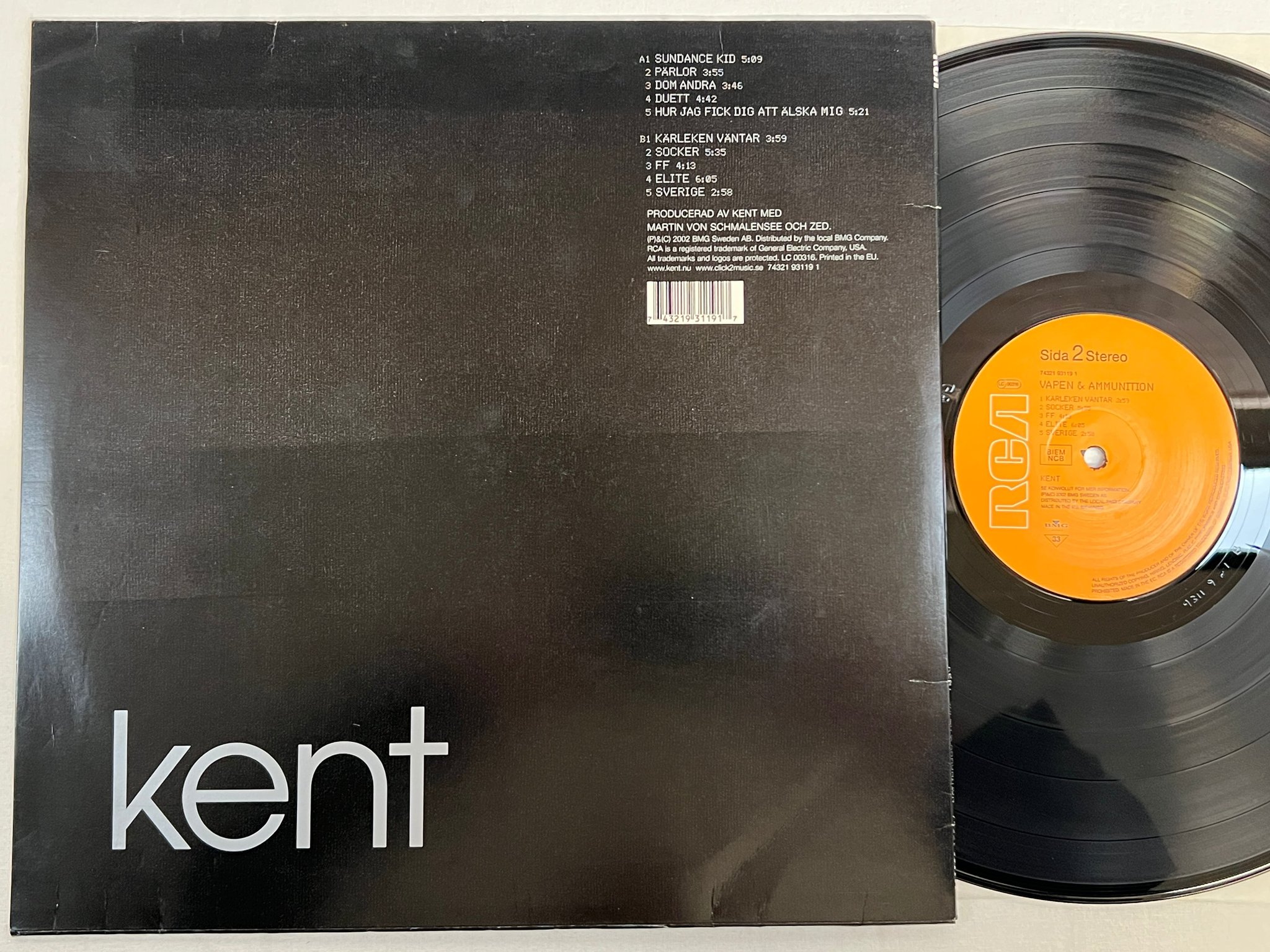 Omslagsbild för skivan KENT Vapen & Ammunition LP 2002 Swe BMG  74321931191 ** R A R E **
