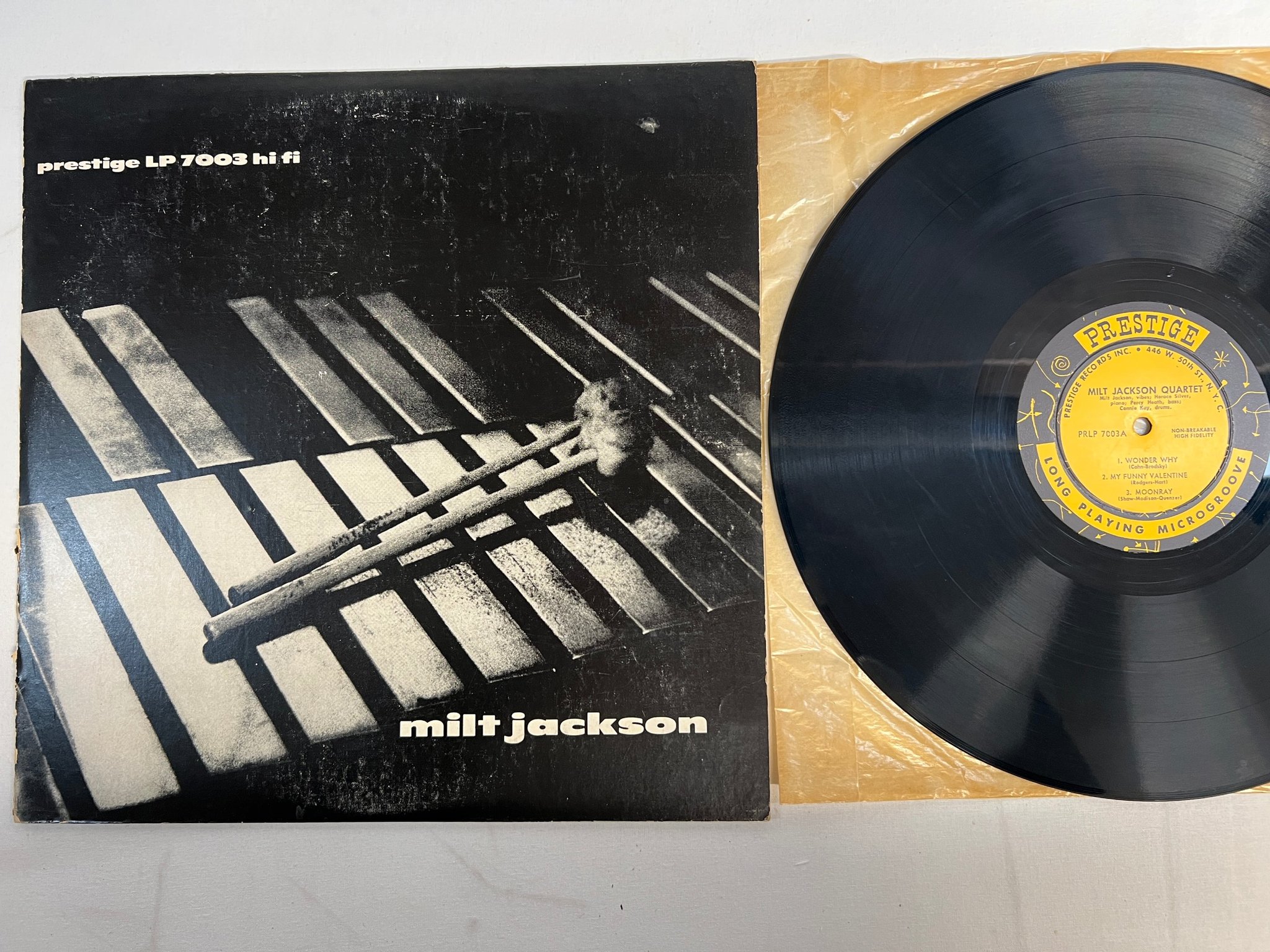 Omslagsbild för skivan MILT JACKSON QUARTET s/t LP -55 US PRESTIGE PRLP 7003 "RVG" & "EAR" 