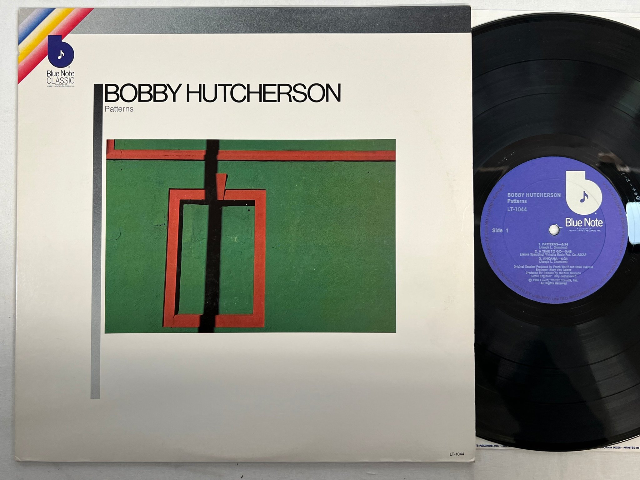 Omslagsbild för skivan BOBBY HUTCHERSON patterns  LP -80 US BLUE NOTE LT-1044 