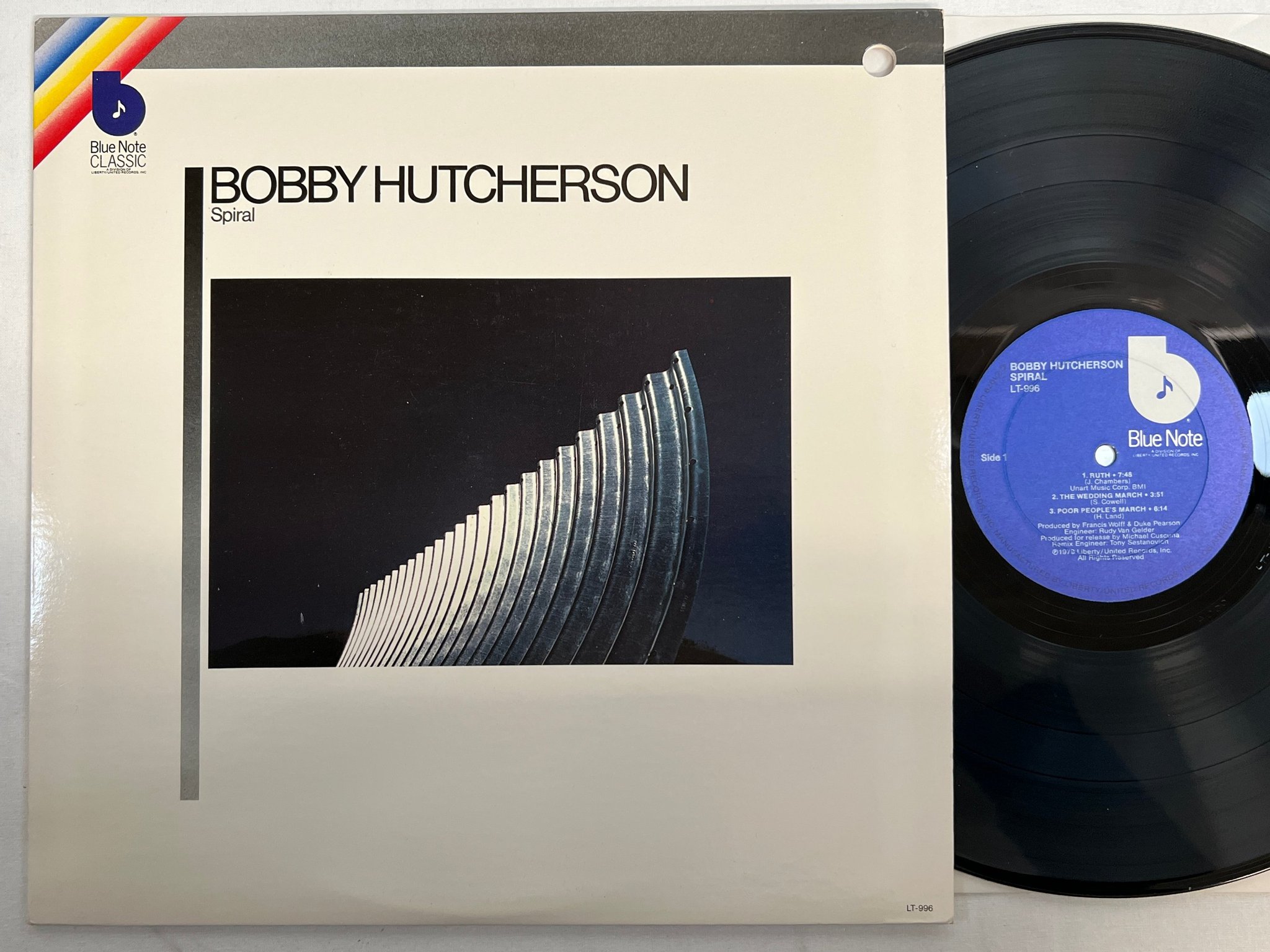Omslagsbild för skivan BOBBY HUTCHERSON spiral LP -79 US BLUE NOTE LT-996