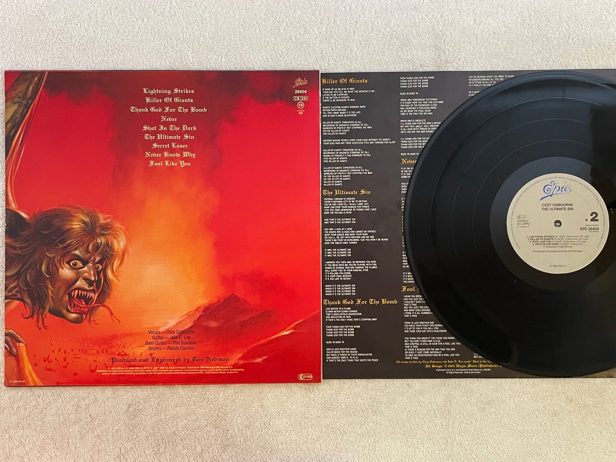 Omslagsbild för skivan OZZY OSBOURNE the ultimate sin LP -86 Hol EPIC EPC 26404