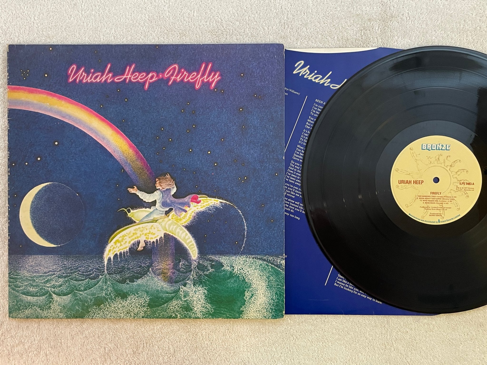 Omslagsbild för skivan URIAH HEEP firefly LP -77 UK BRONZE ILPS 9483